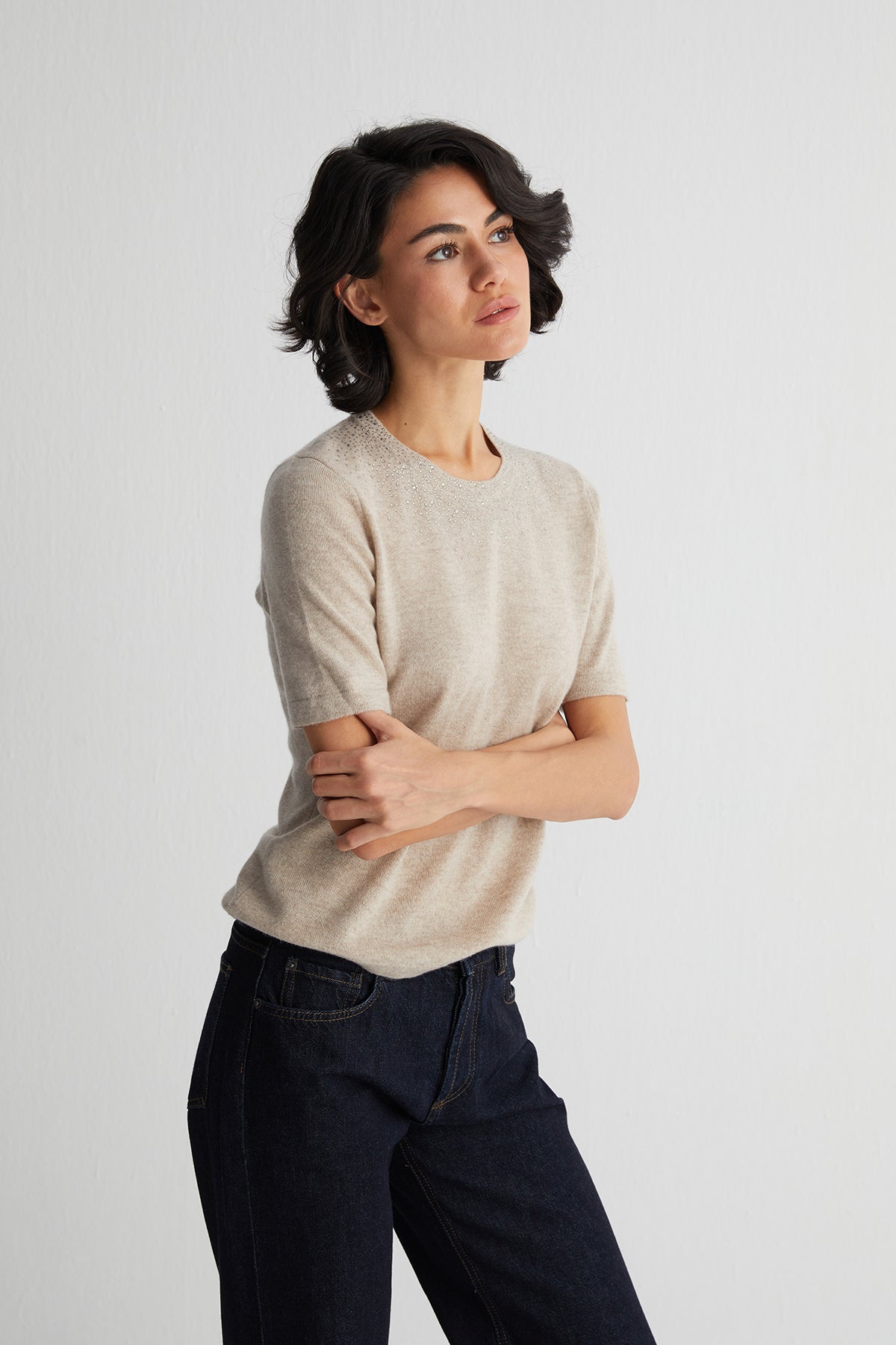 Bej Merill Taşlı Yuvarlak Yaka Kısa Kollu Triko