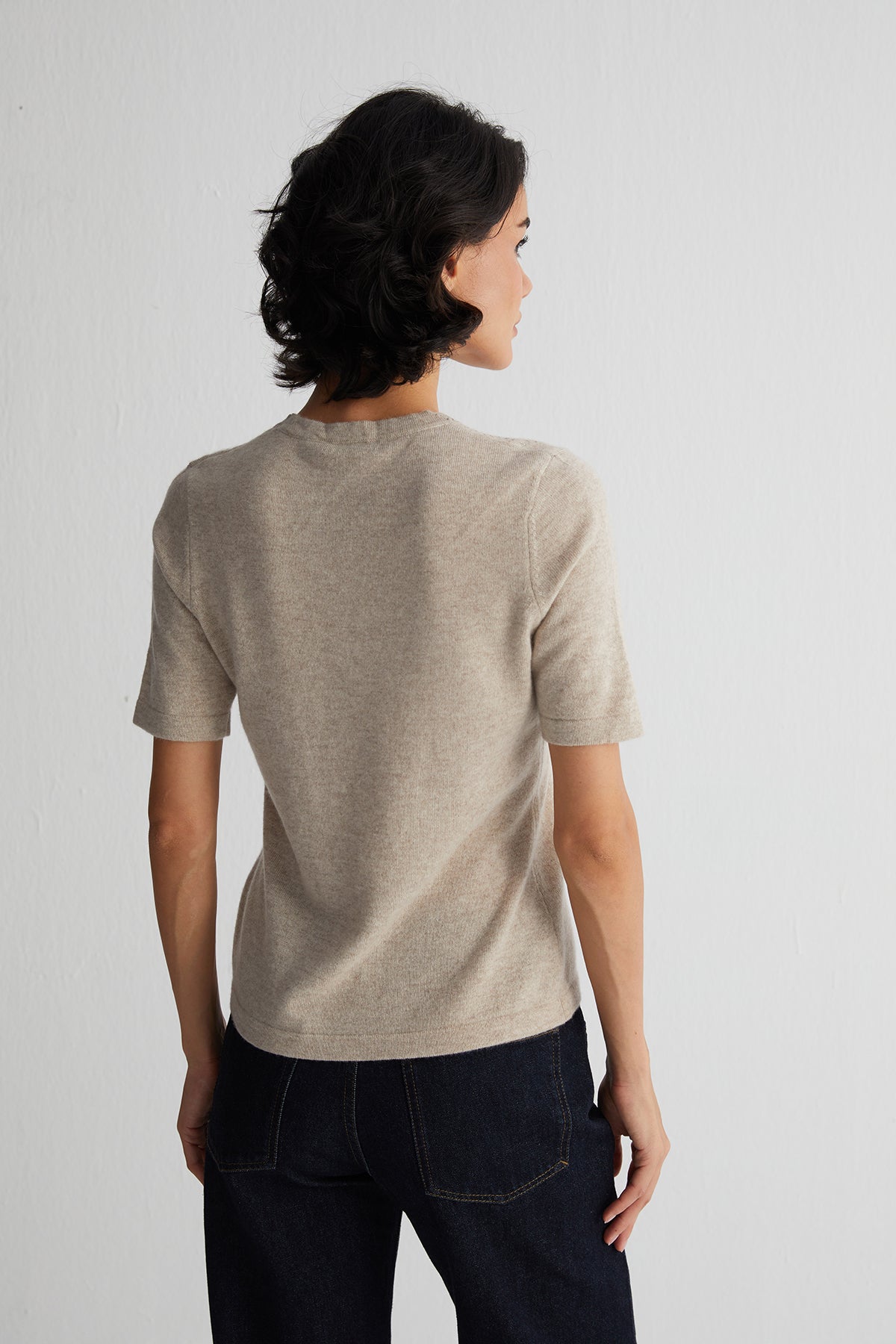 Bej Merill Taşlı Yuvarlak Yaka Kısa Kollu Triko