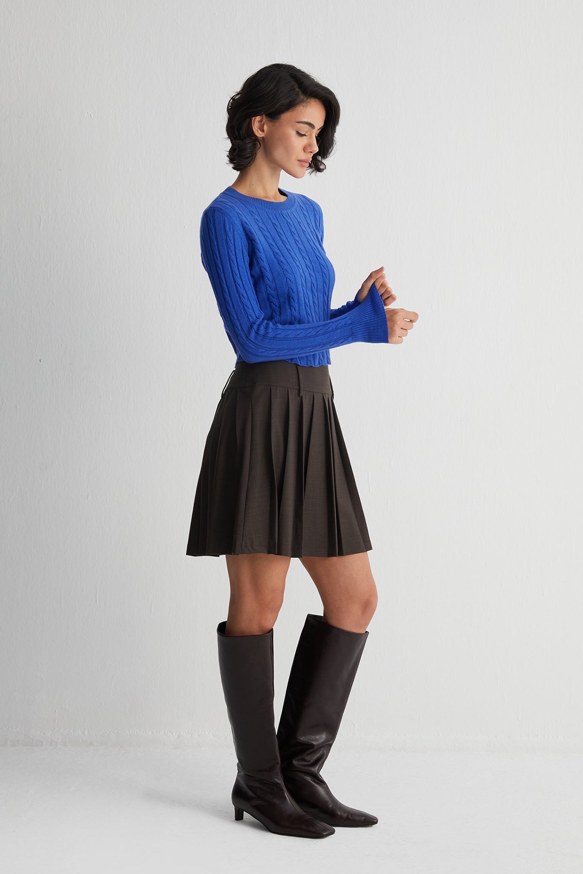 Mavi Amelia Yuvarlak Yaka Crop Kazak