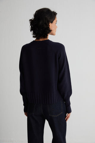 Lacivert Vanessa Saf Kaşmir Yuvarlak Yaka Crop Kazak