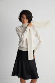 Ekru Vanessa Saf Kaşmir Atkı Yakalı Kazak