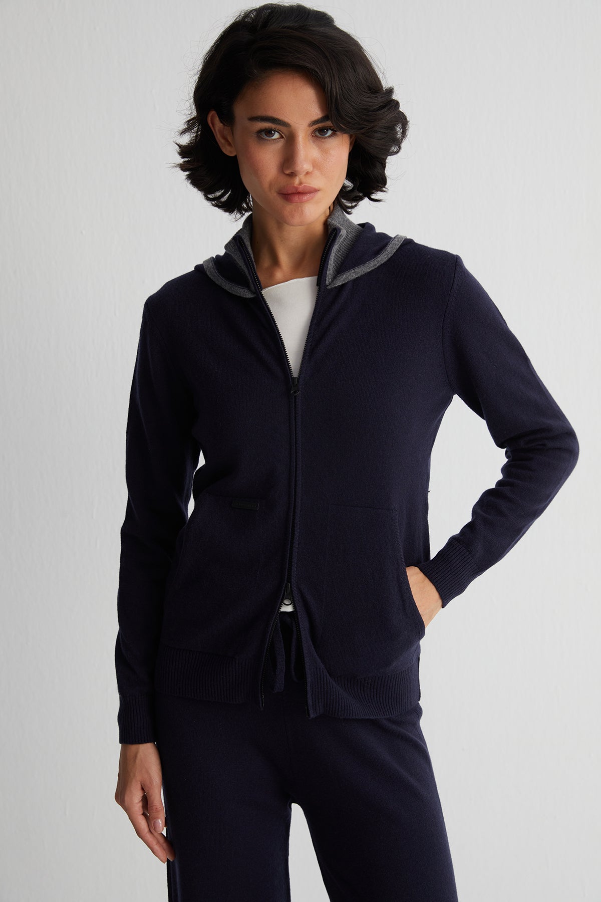 Lacivert Laura  Yün Kaşmir Yüksek Yaka Kapüşonlu Hırka