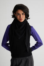 Siyah Saf Kaşmir Taşlı Üçgen Şal 105x105x165 cm