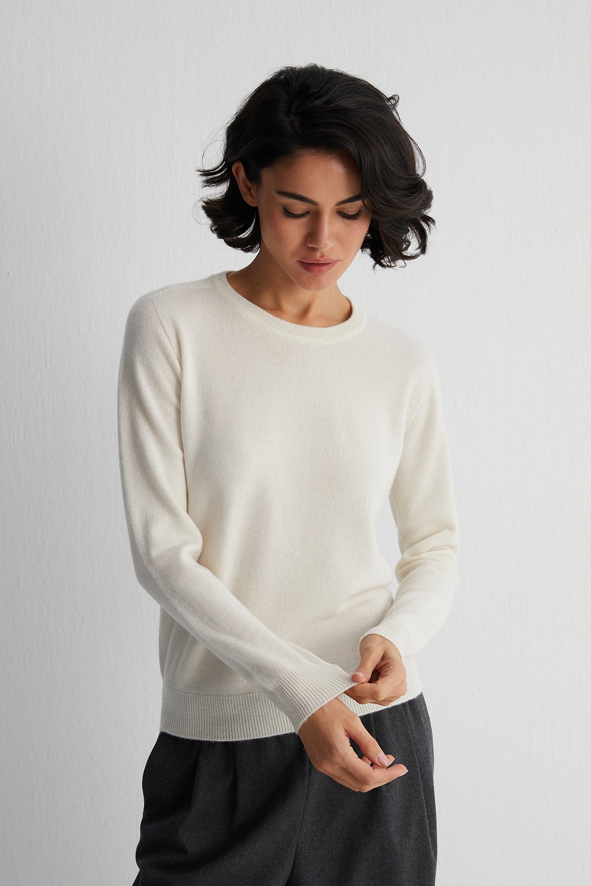 Beyaz Alexia Saf Kaşmir Yuvarlak Yaka Kazak