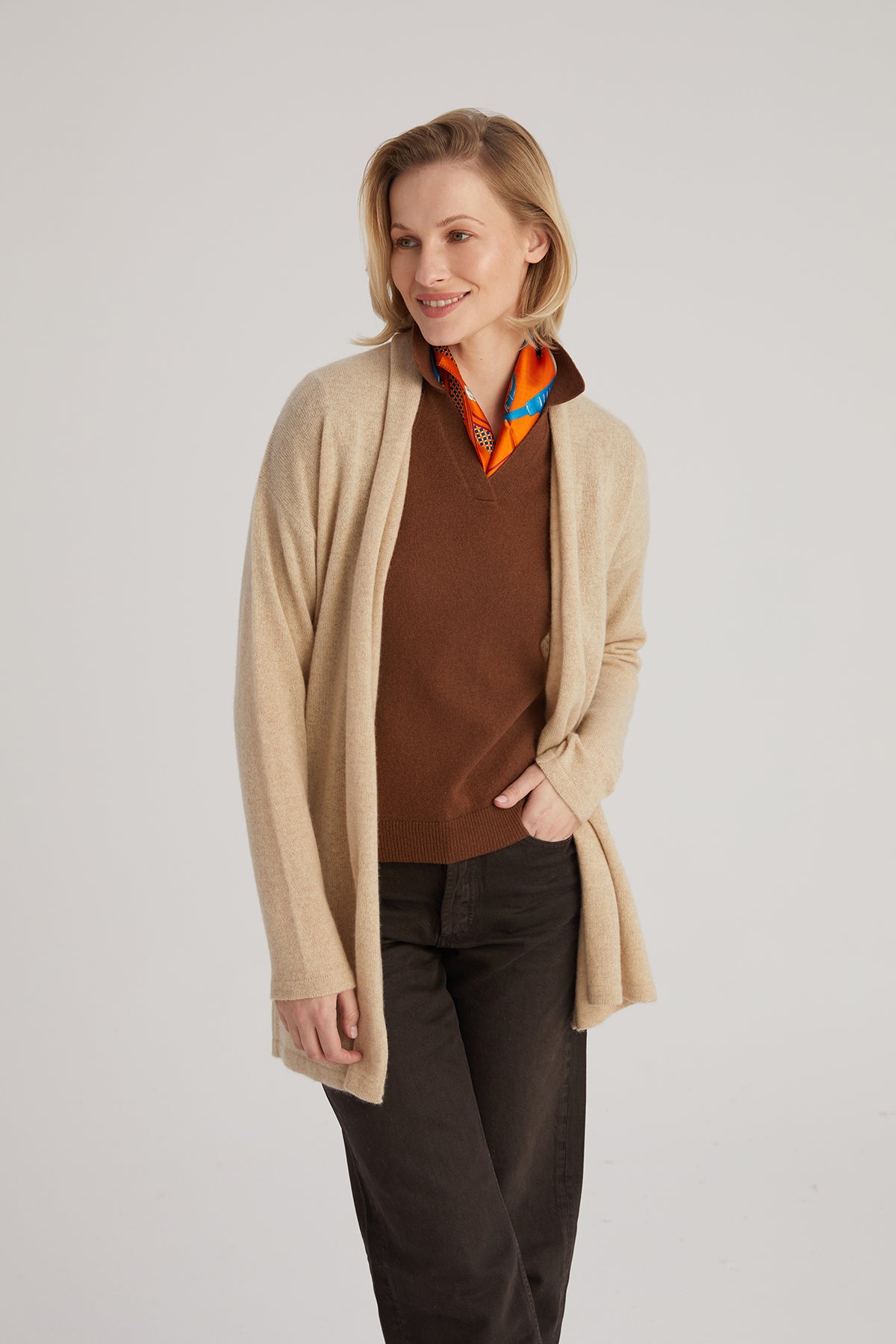 Kum Beji Kempten Saf Kaşmir Uzun Hırka