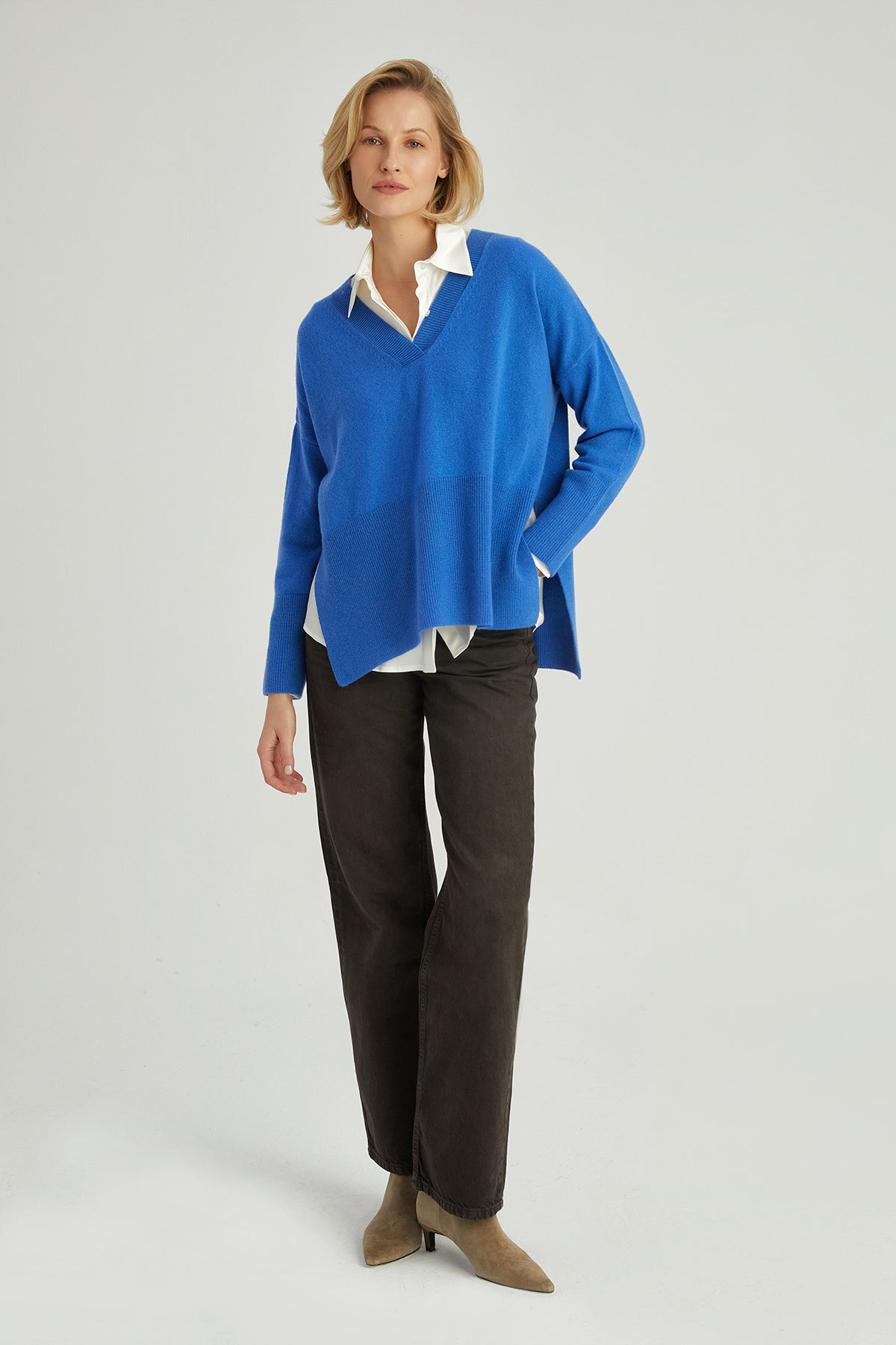 Mavi Isabella Saf Kaşmir Derin V Yaka Kazak