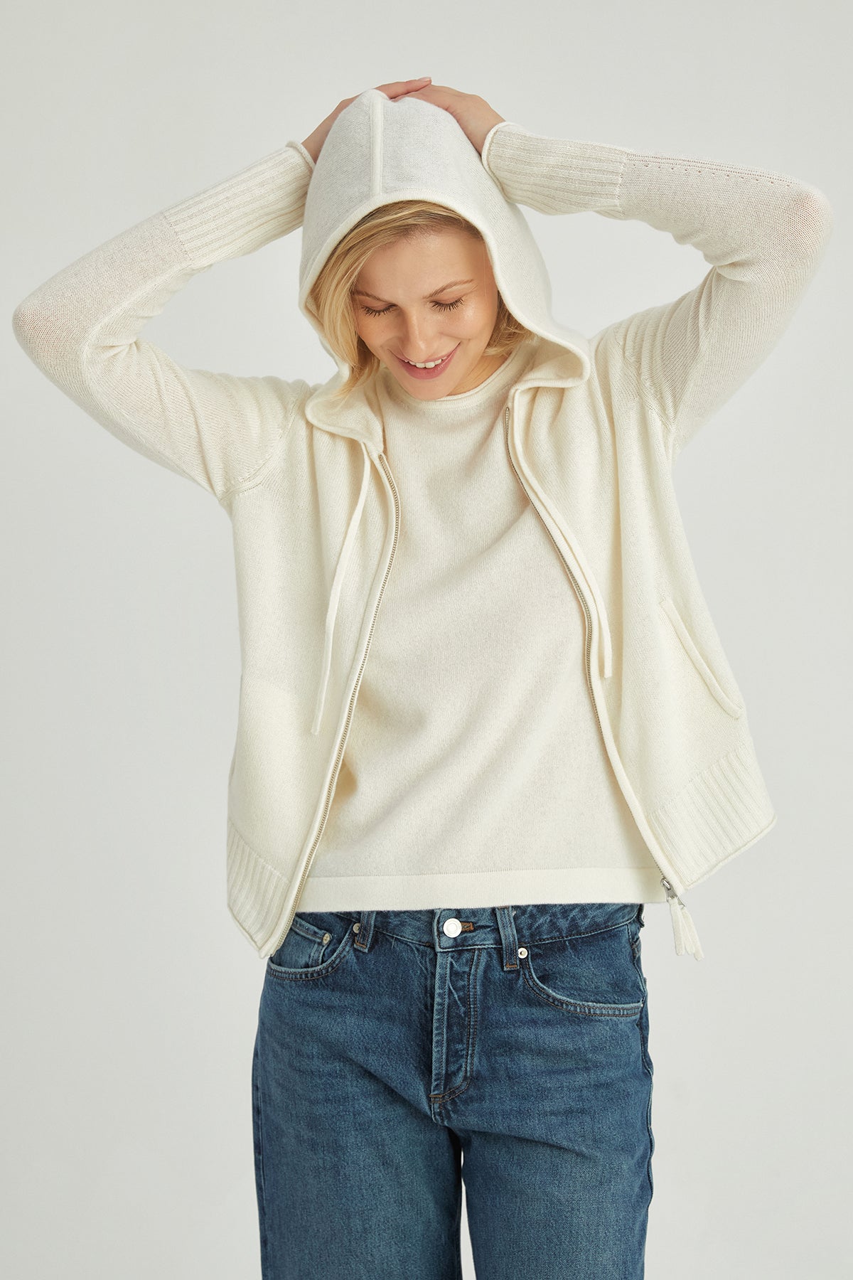 Ekru Isabella Saf Kaşmir Kapüşonlu Hırka