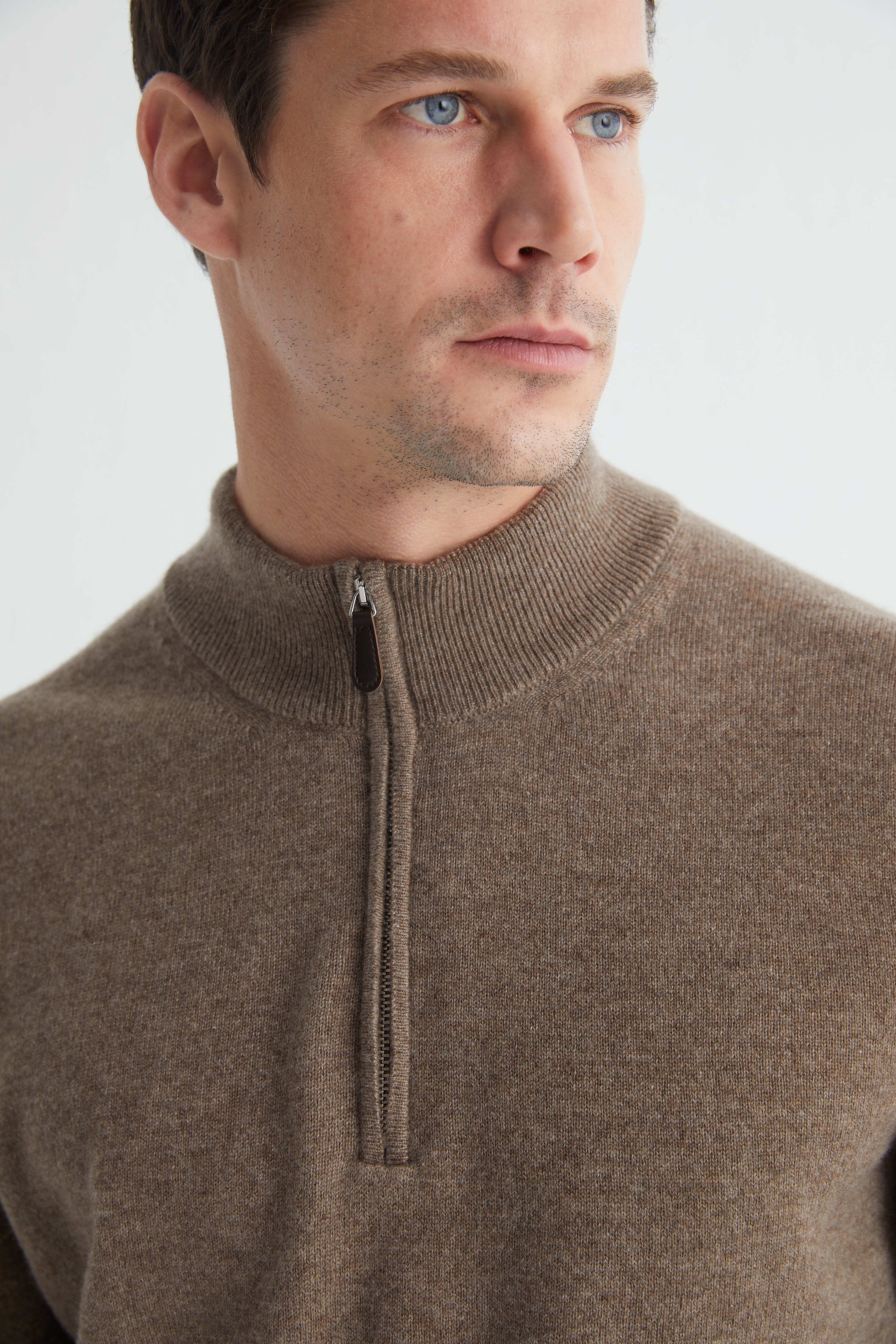 Vizon Saf Kaşmir Yarım Balıkçı Yaka Fermuarlı Kazak