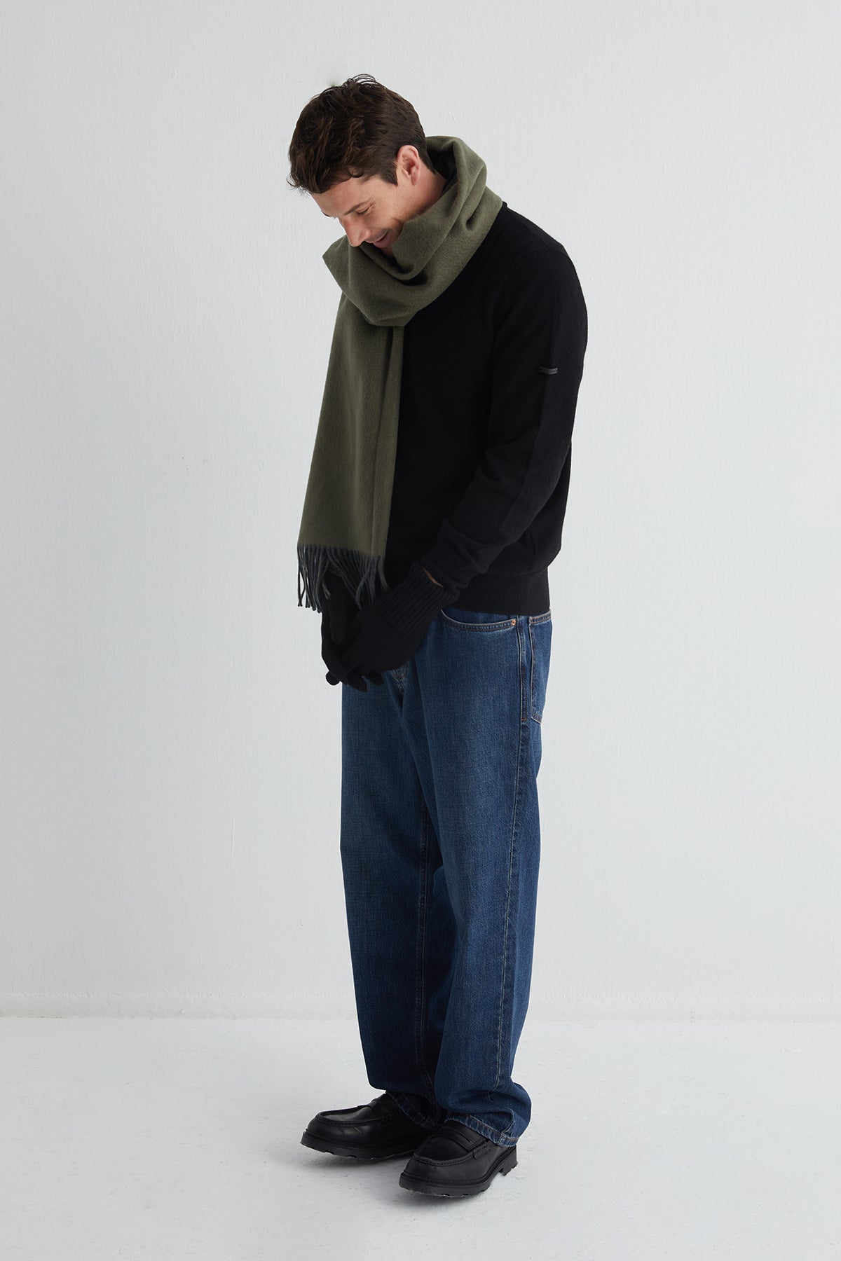 Siyah Saf Kaşmir Polo Kazak