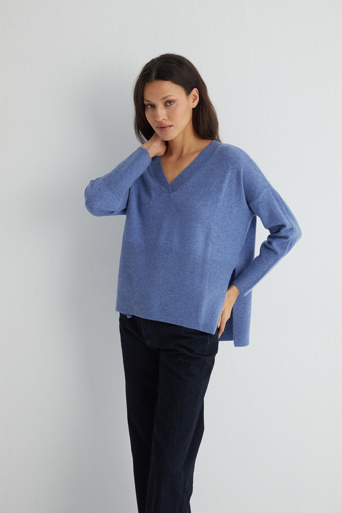 Açık Denim Isabella Saf Kaşmir Derin V Yaka Kazak