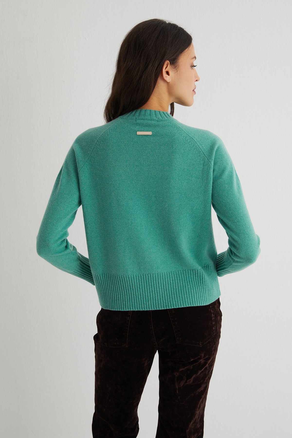 Nil Yeşili Carla Saf Kaşmir Yuvarlak Yaka Kazak