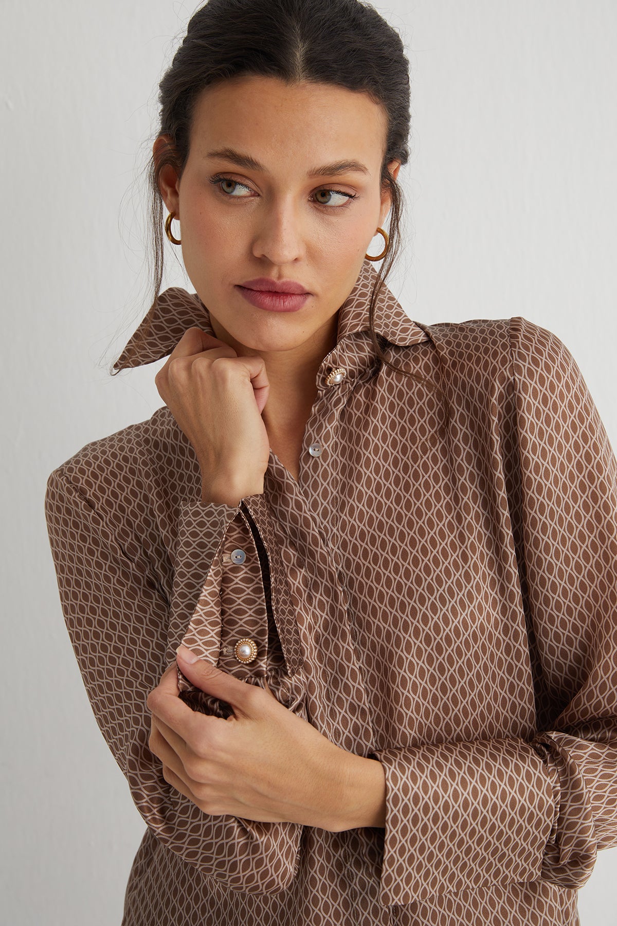 Kahverengi Limited Edition Saf İpek Gömlek