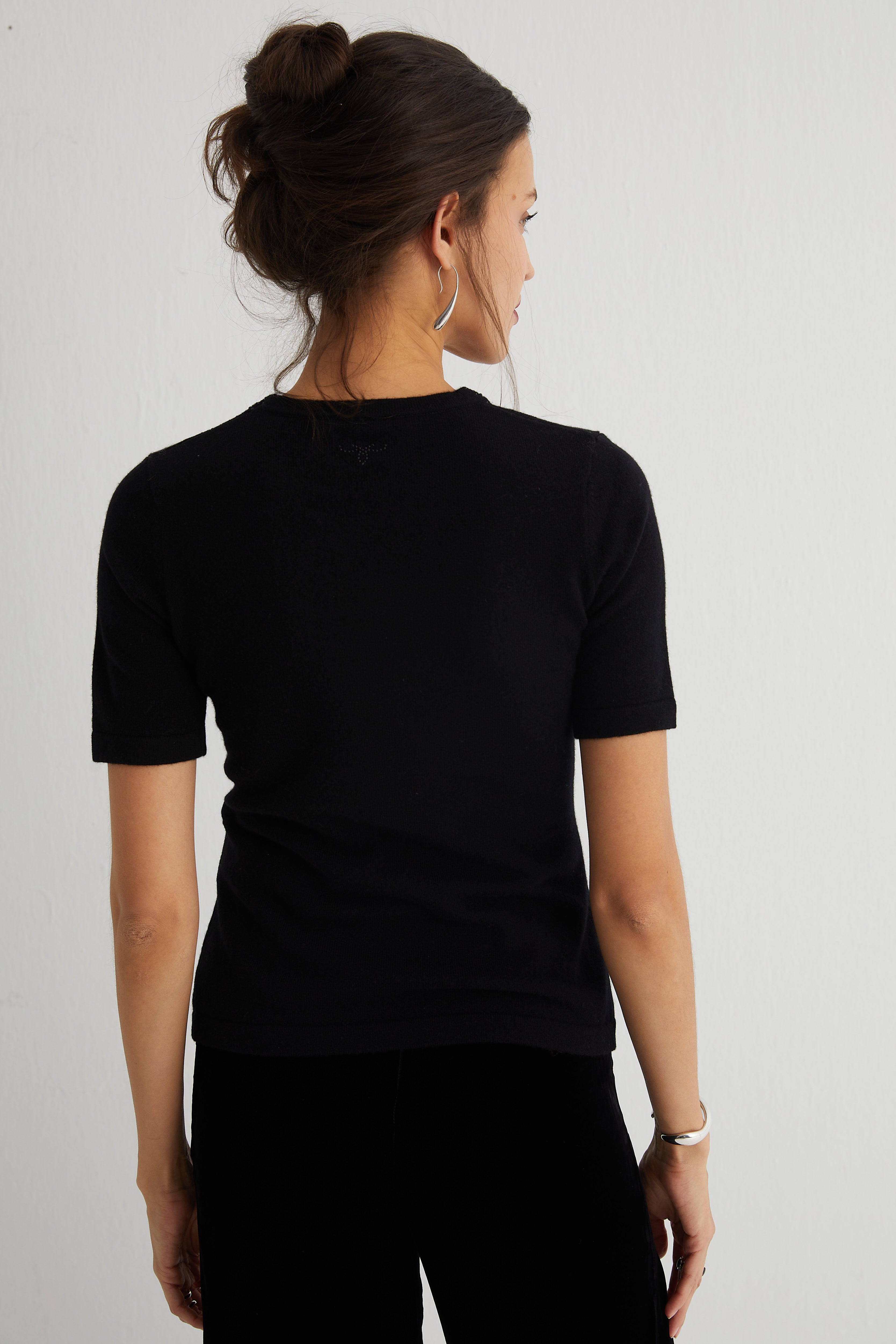 Siyah Merill Taşlı Yuvarlak Yaka Kısa Kollu Triko