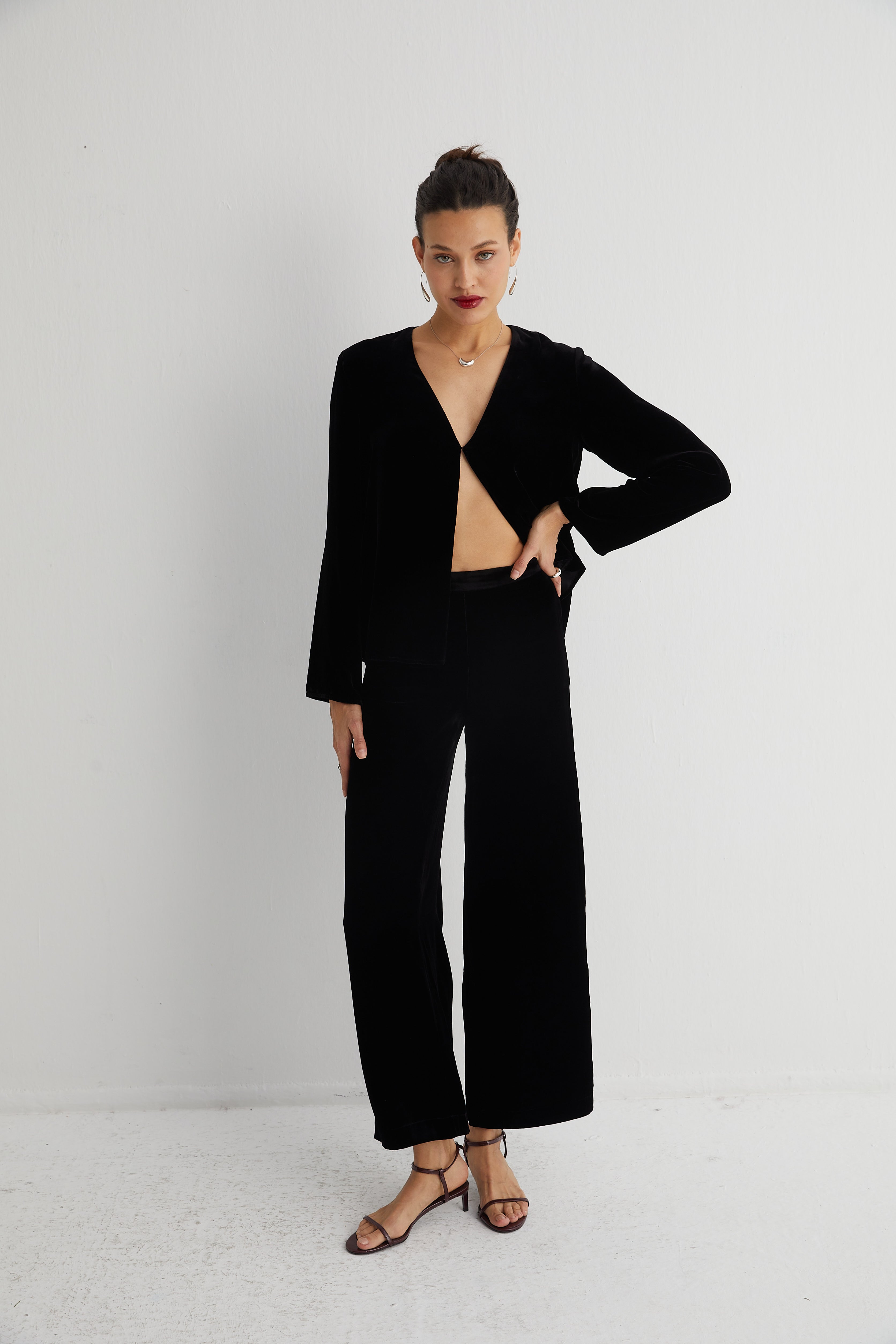 Siyah Paris İpekli Kadife Ceket