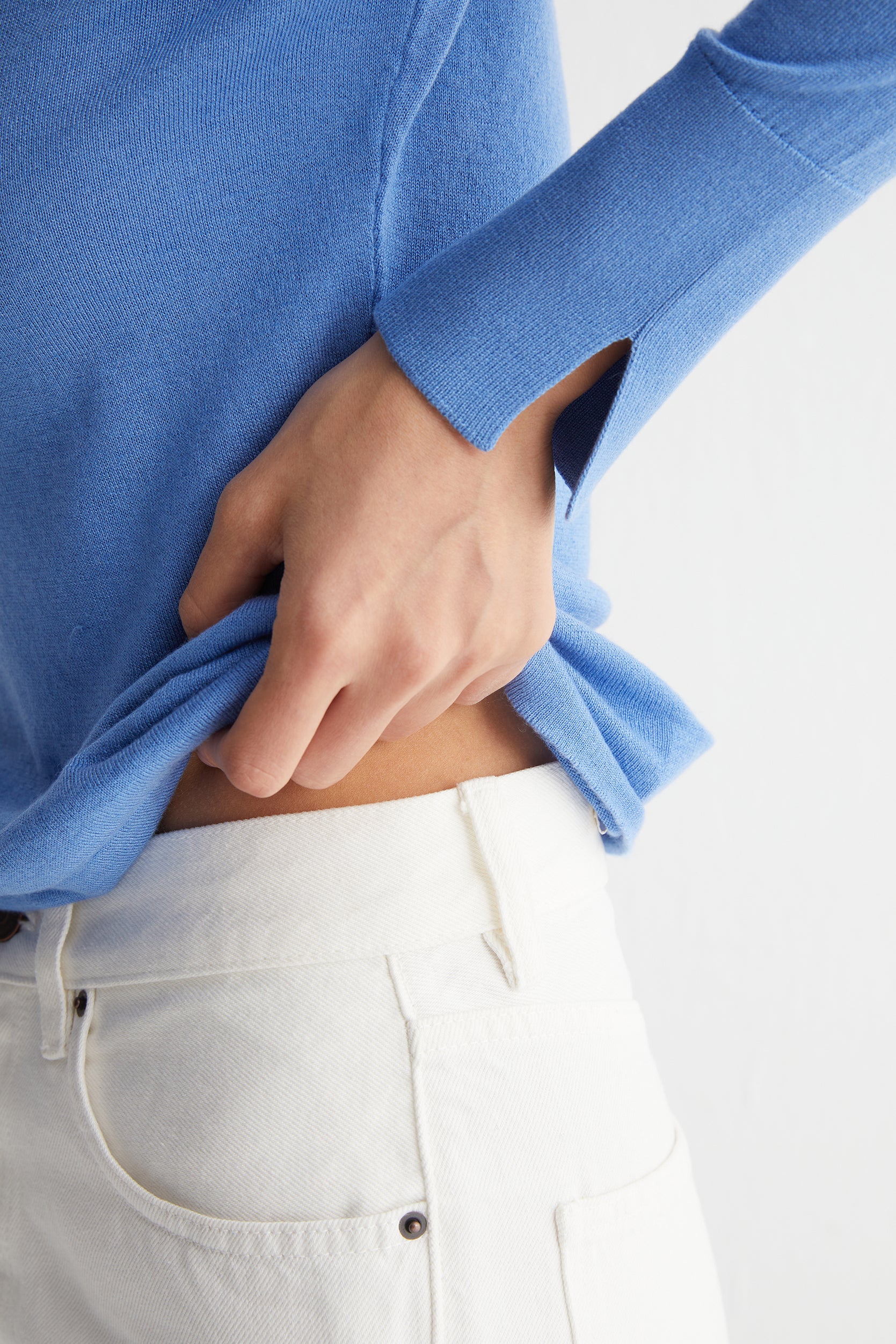 Mavi Zoe İpek Kaşmir Derin V Yaka Triko