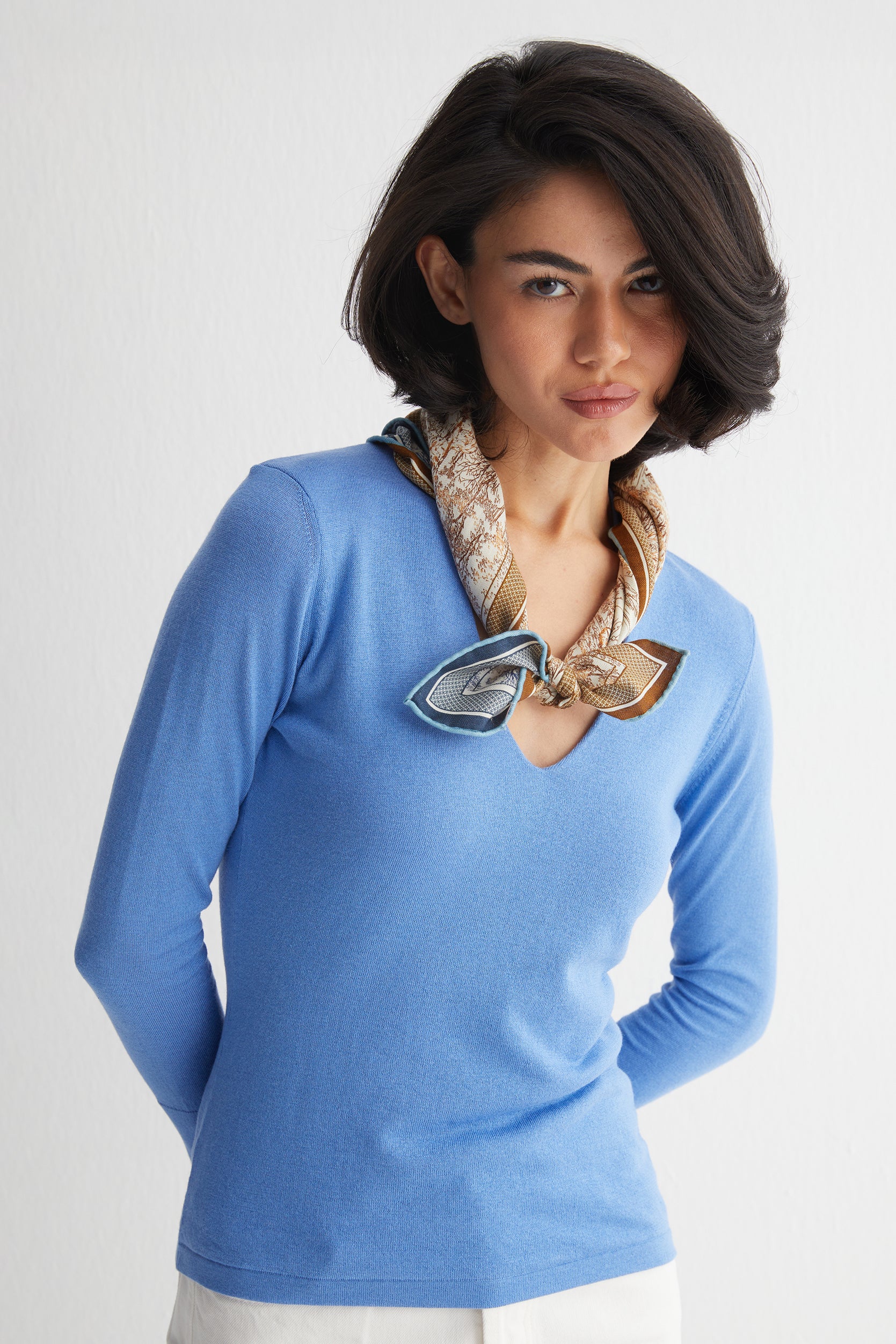 Mavi Zoe İpek Kaşmir Derin V Yaka Triko