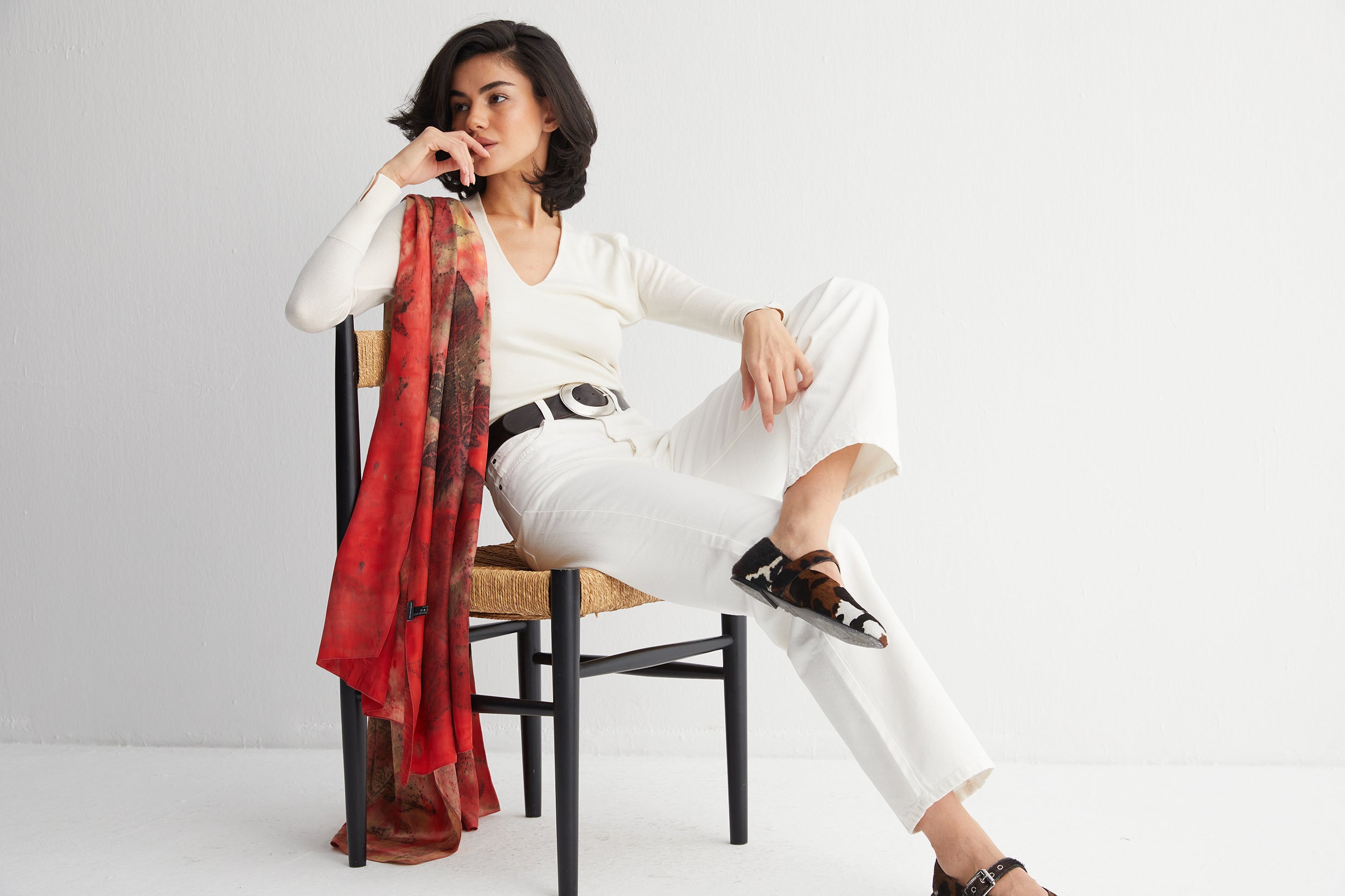 Ekru Zoe İpek Kaşmir Derin V Yaka Triko