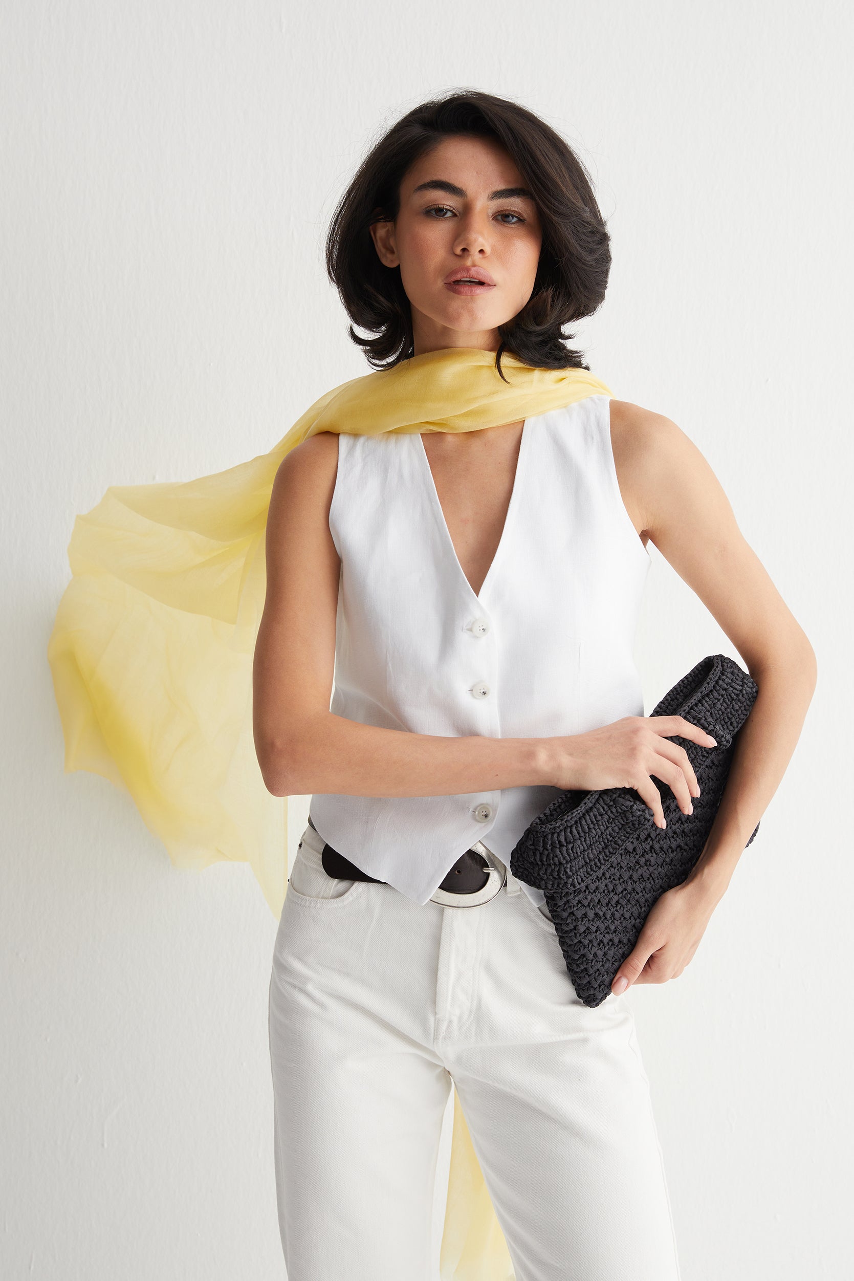 Siyah Nina Rafya Fırfır Detaylı  El Çanta 30x21cm