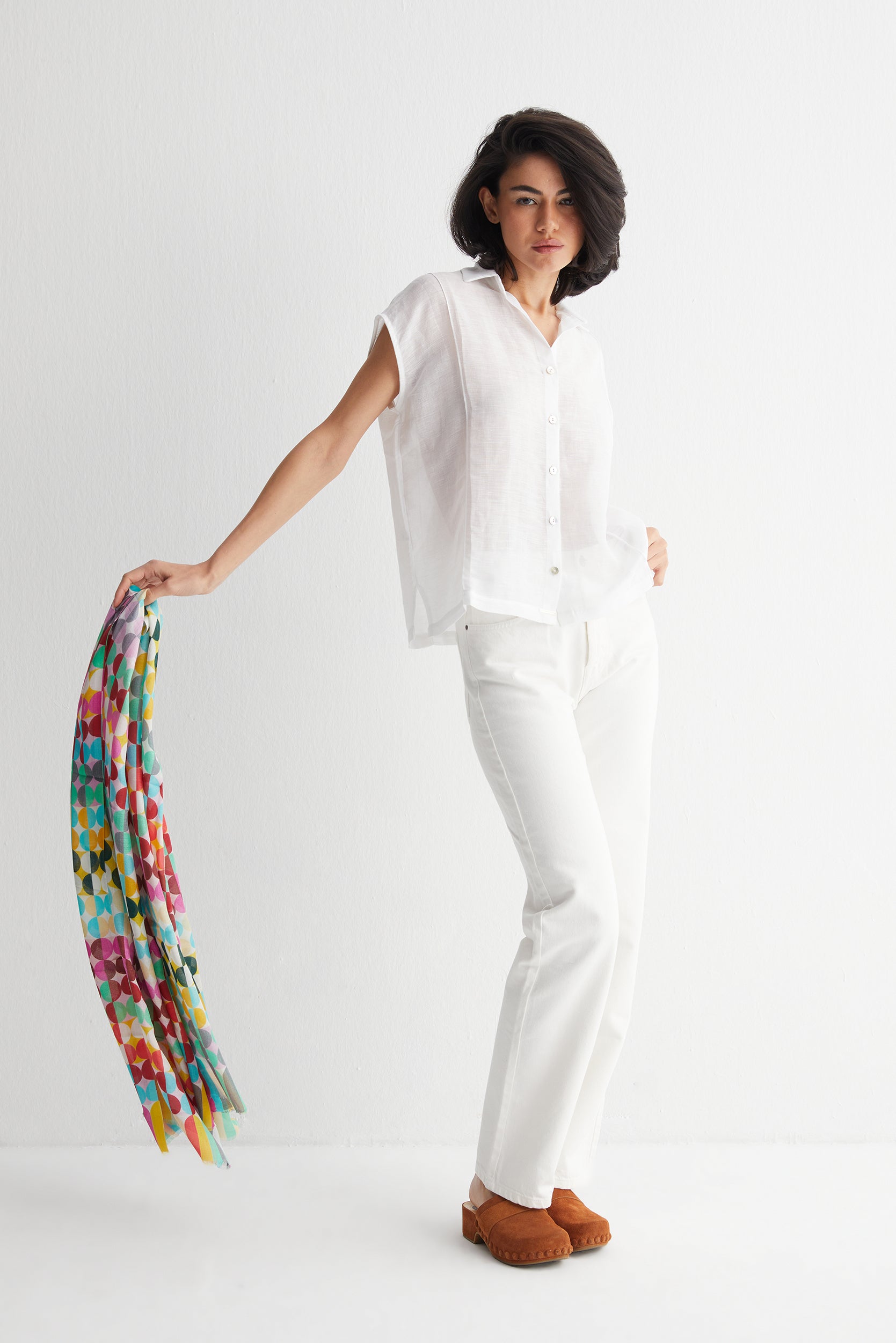 Beyaz Cassandra Kolsuz Gömlek