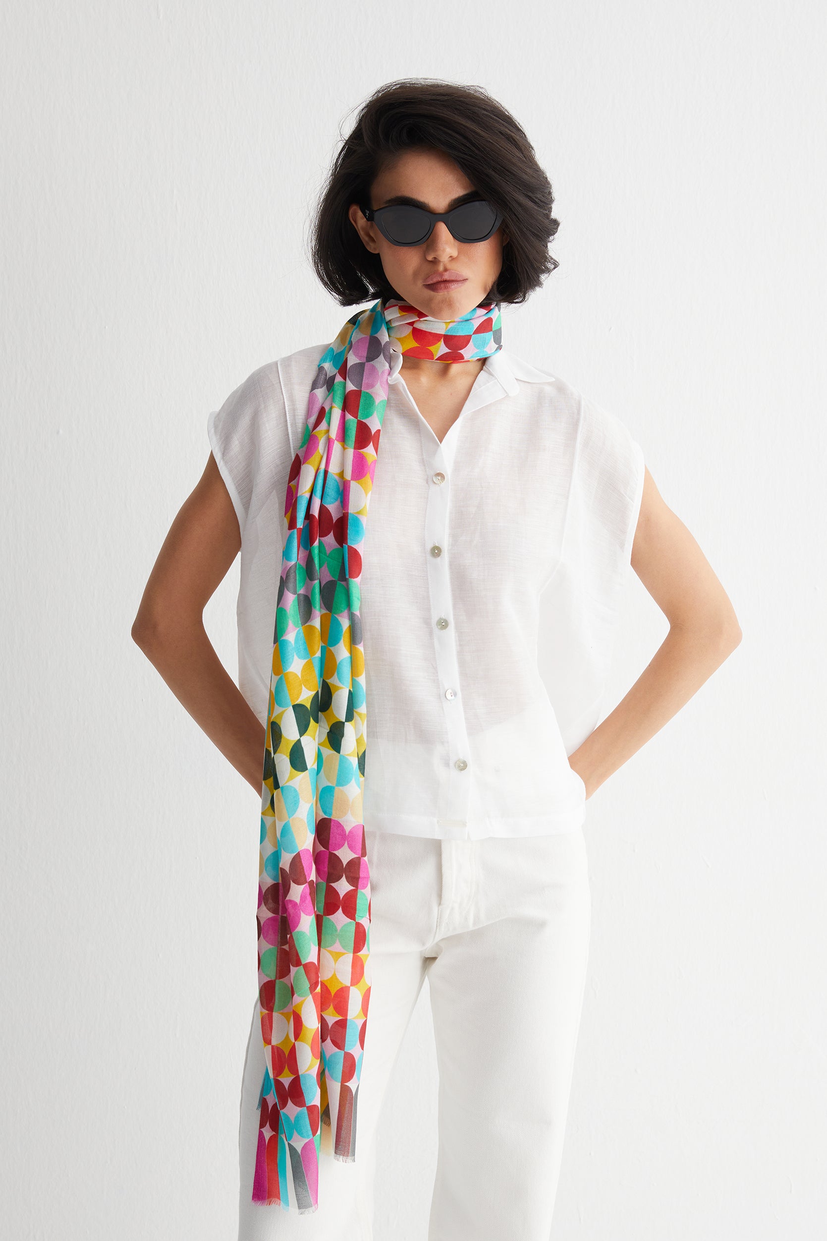 Beyaz Cassandra Kolsuz Gömlek