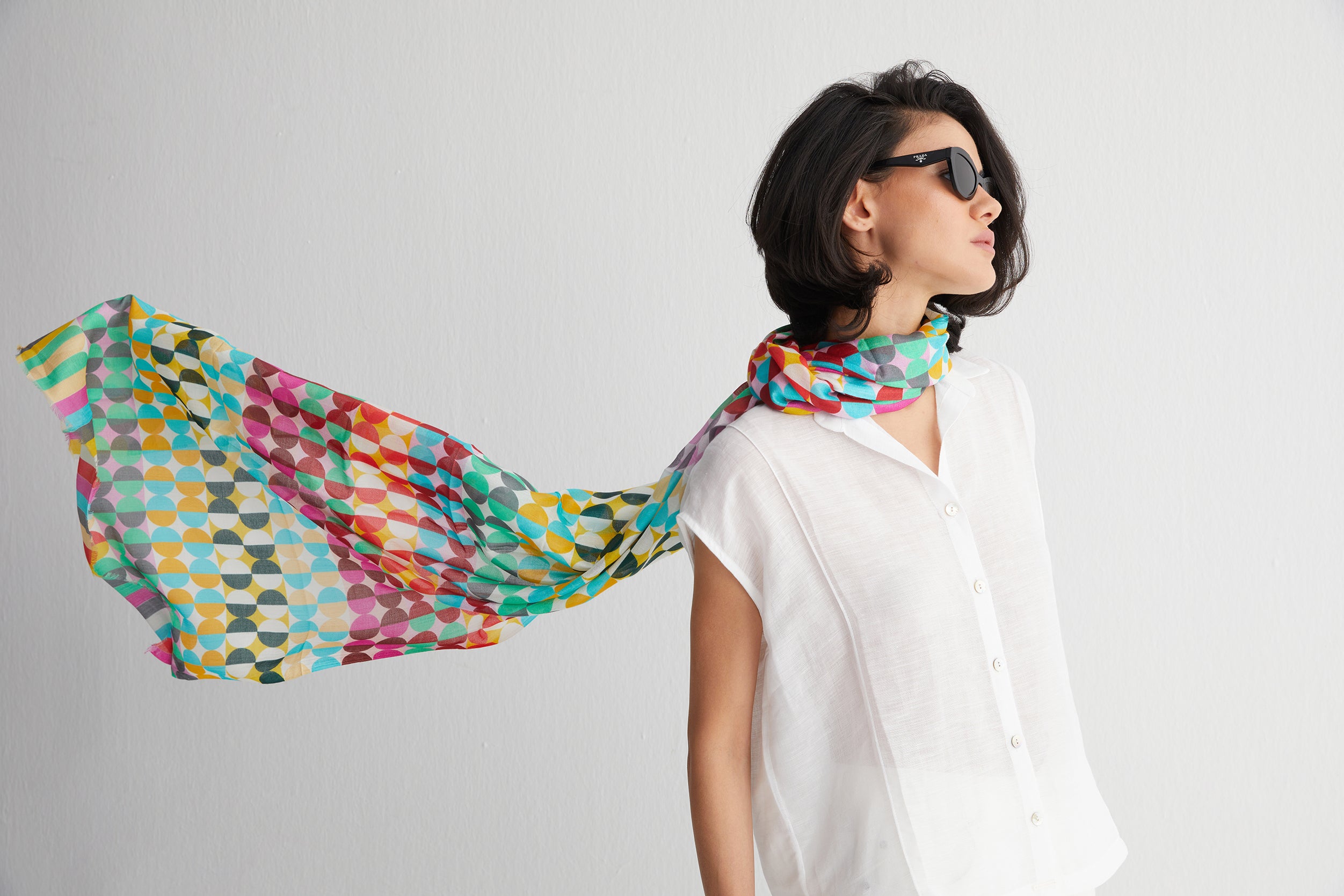 Beyaz Cassandra Kolsuz Gömlek