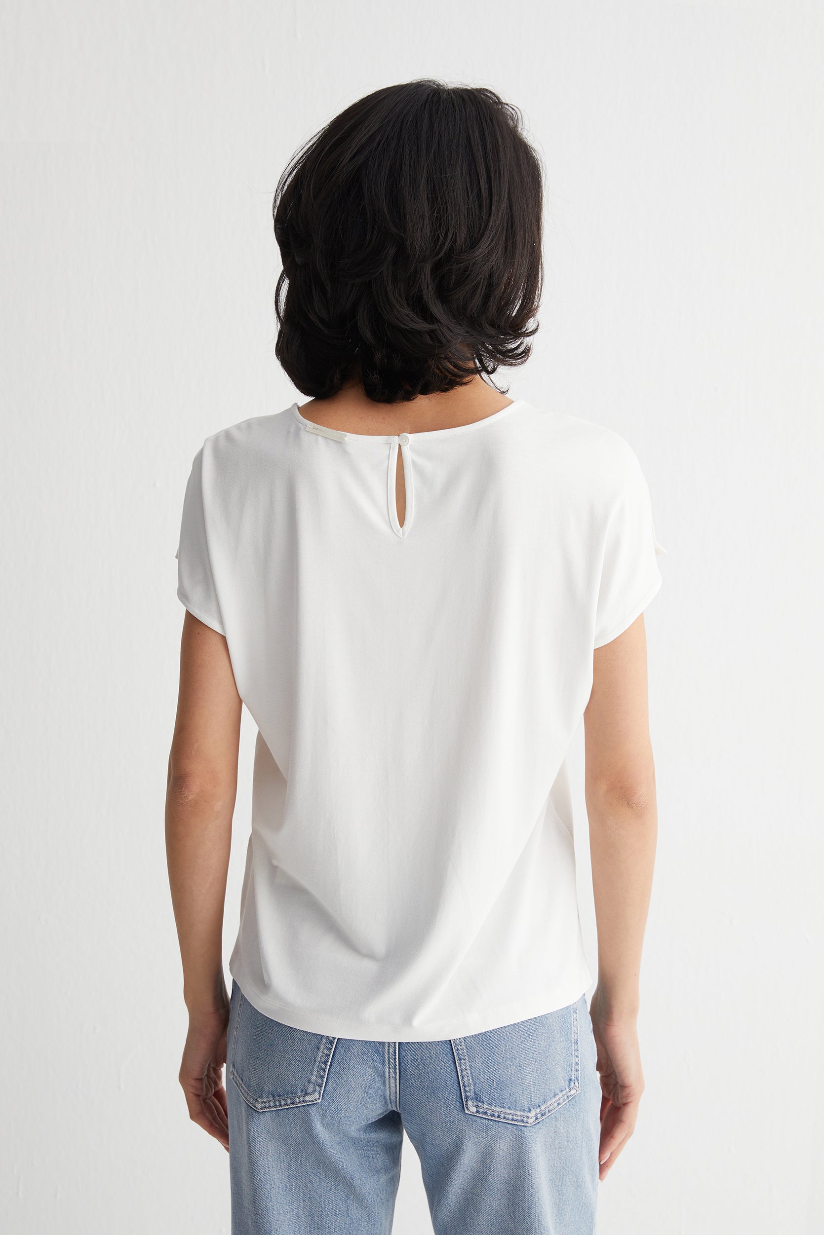 Ekru Monica İpekli Kısa Kollu Bluz