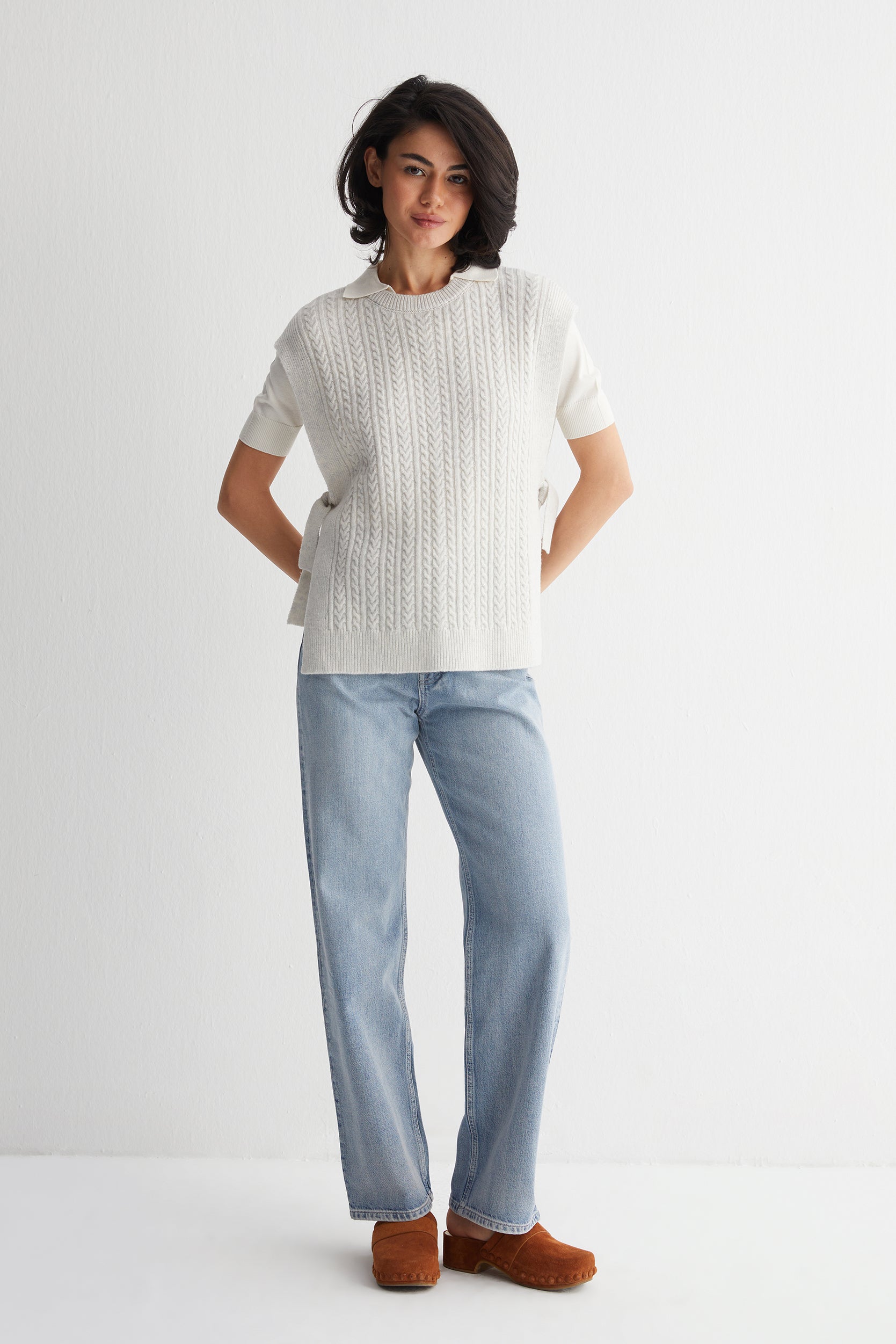 Ekru Melanj Laura Yuvarlak Yaka Yelek