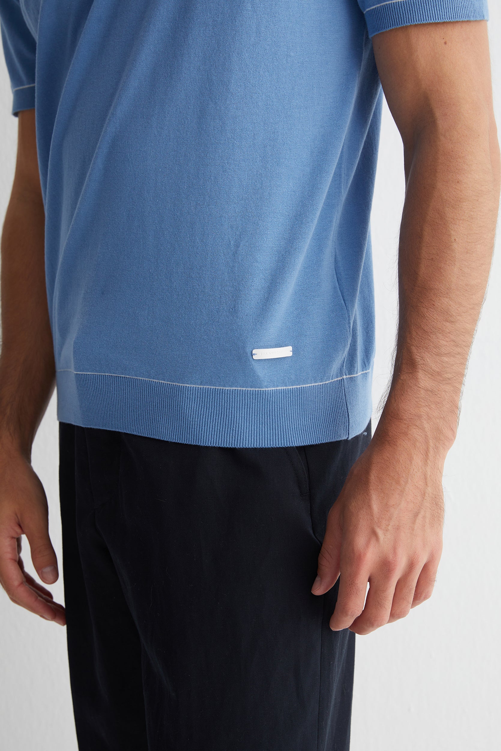 Mavi Kevin Bisiklet Yaka Kısa Kollu Triko