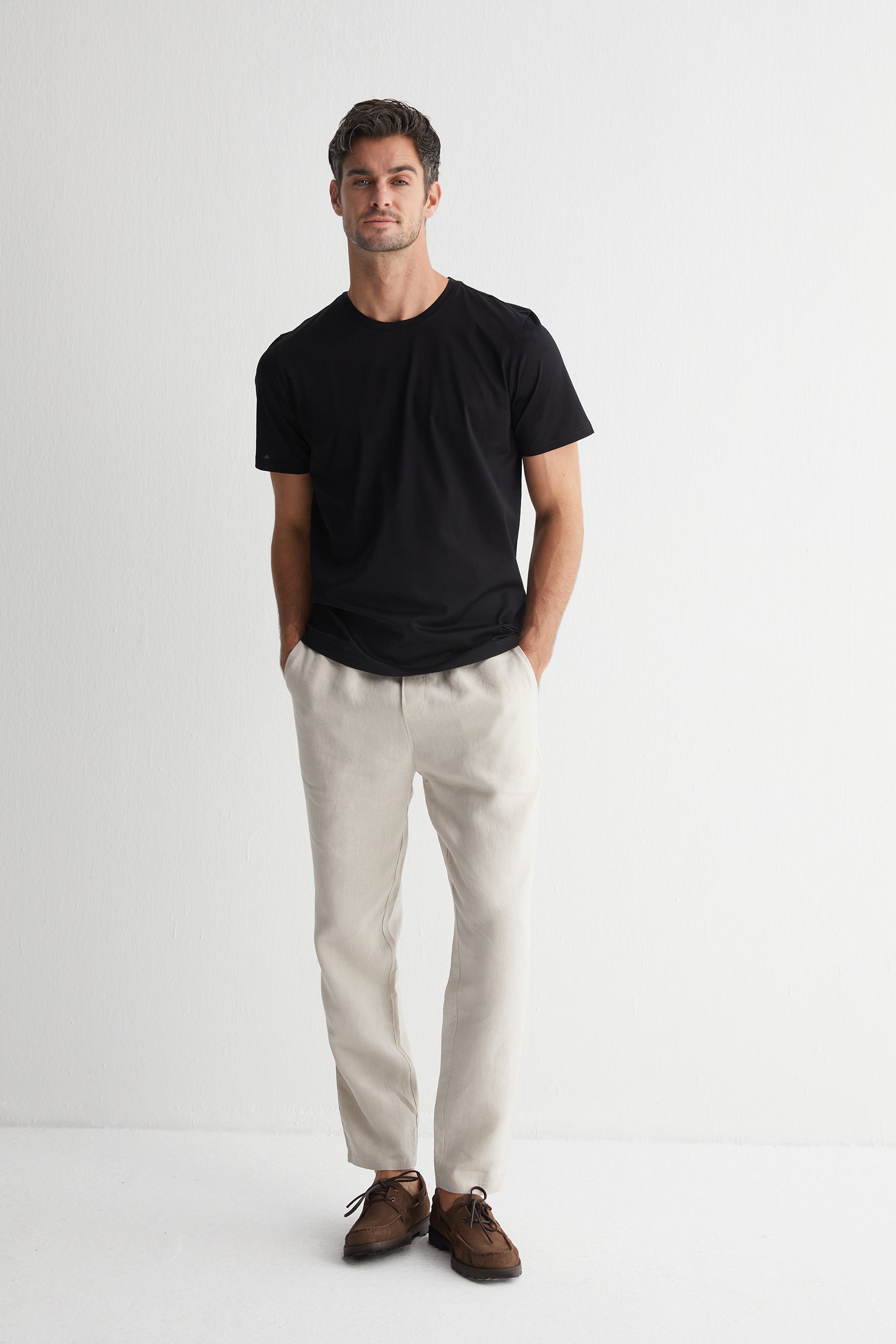 Siyah Kevin Bisiklet Yaka T-Shirt