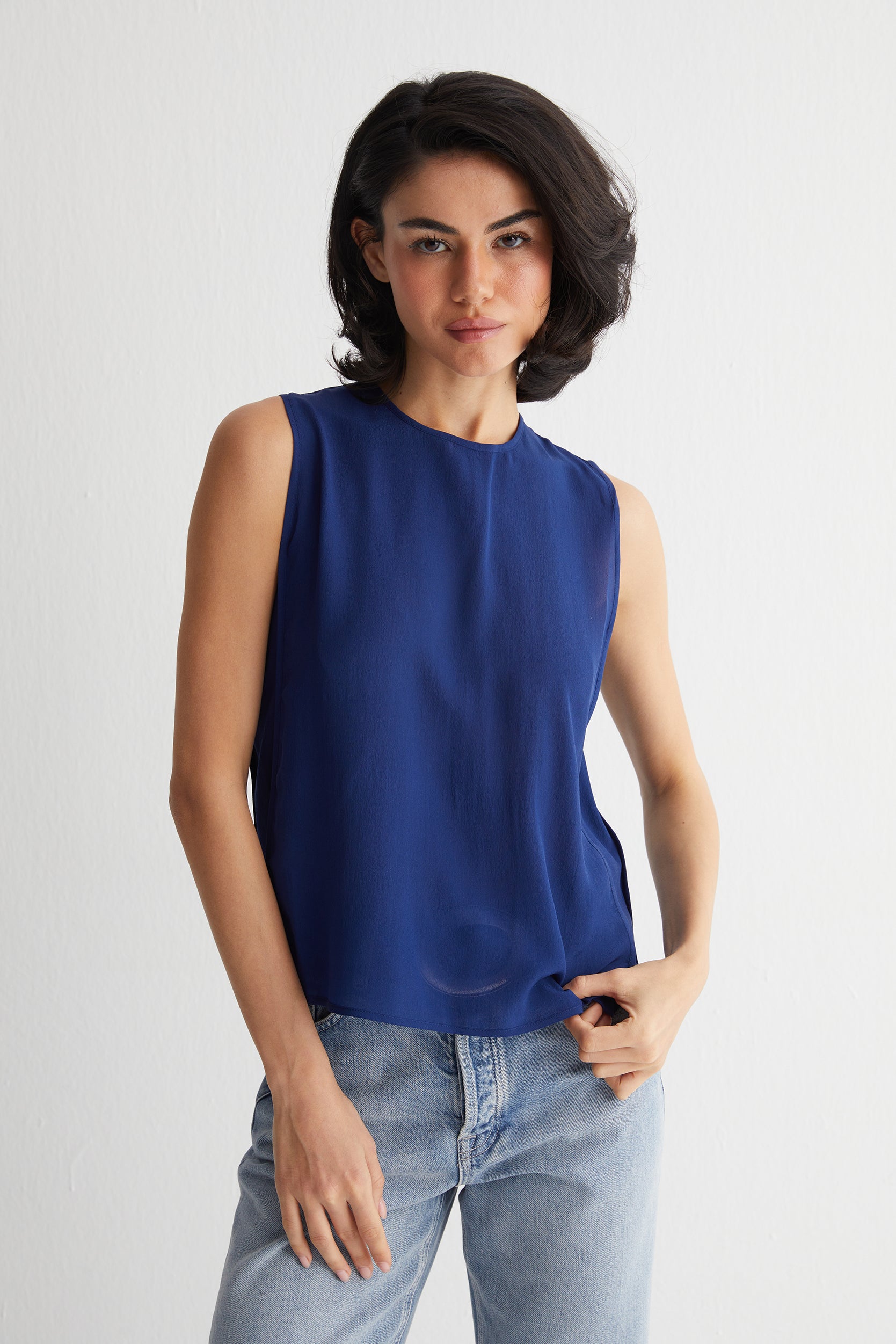 Lacivert Toscana İpek Yuvarlak Yaka Rahat Kesim Bluz