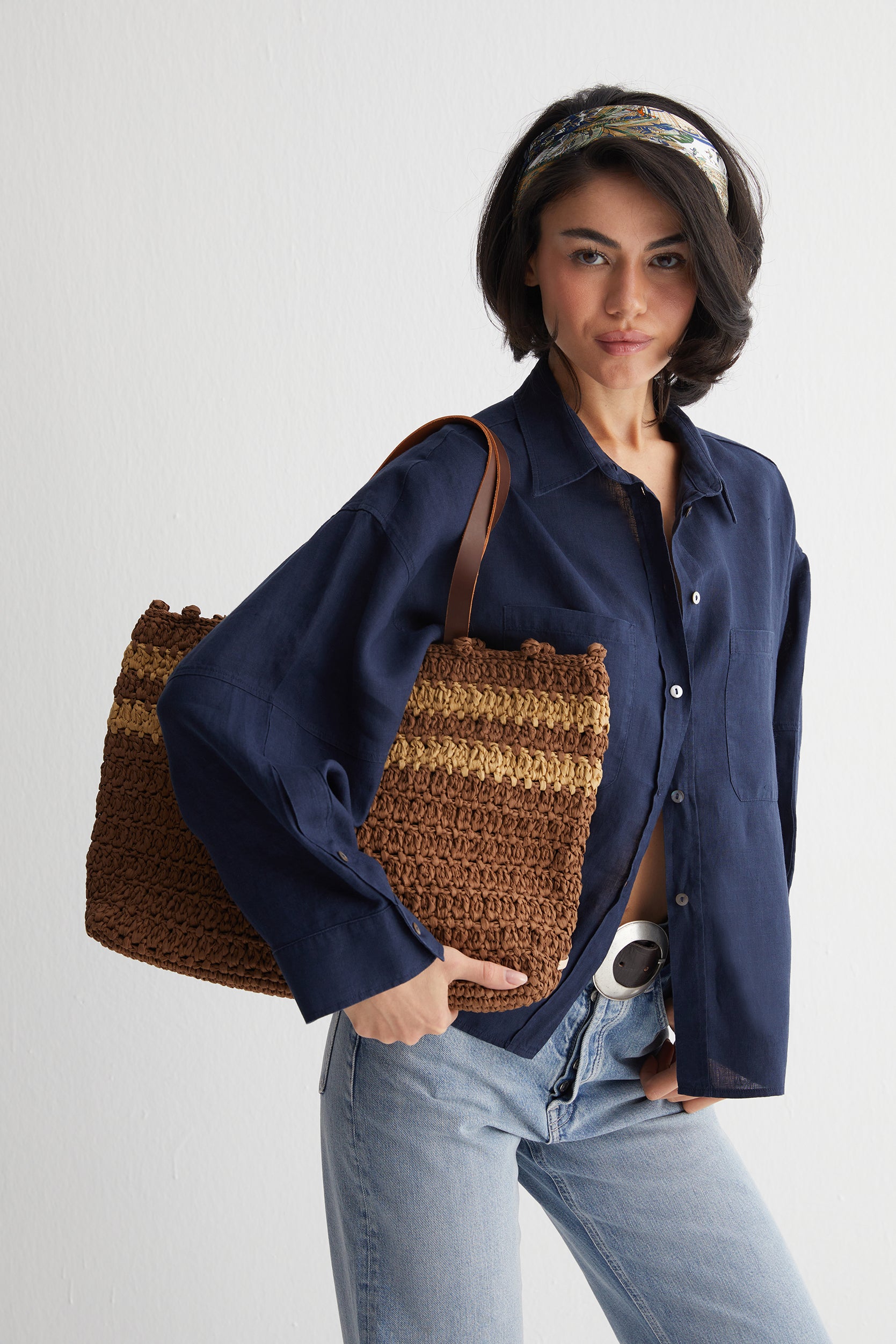 Kahverengi Nina Renkli Çizgili Rafya Çanta 42x31x11cm