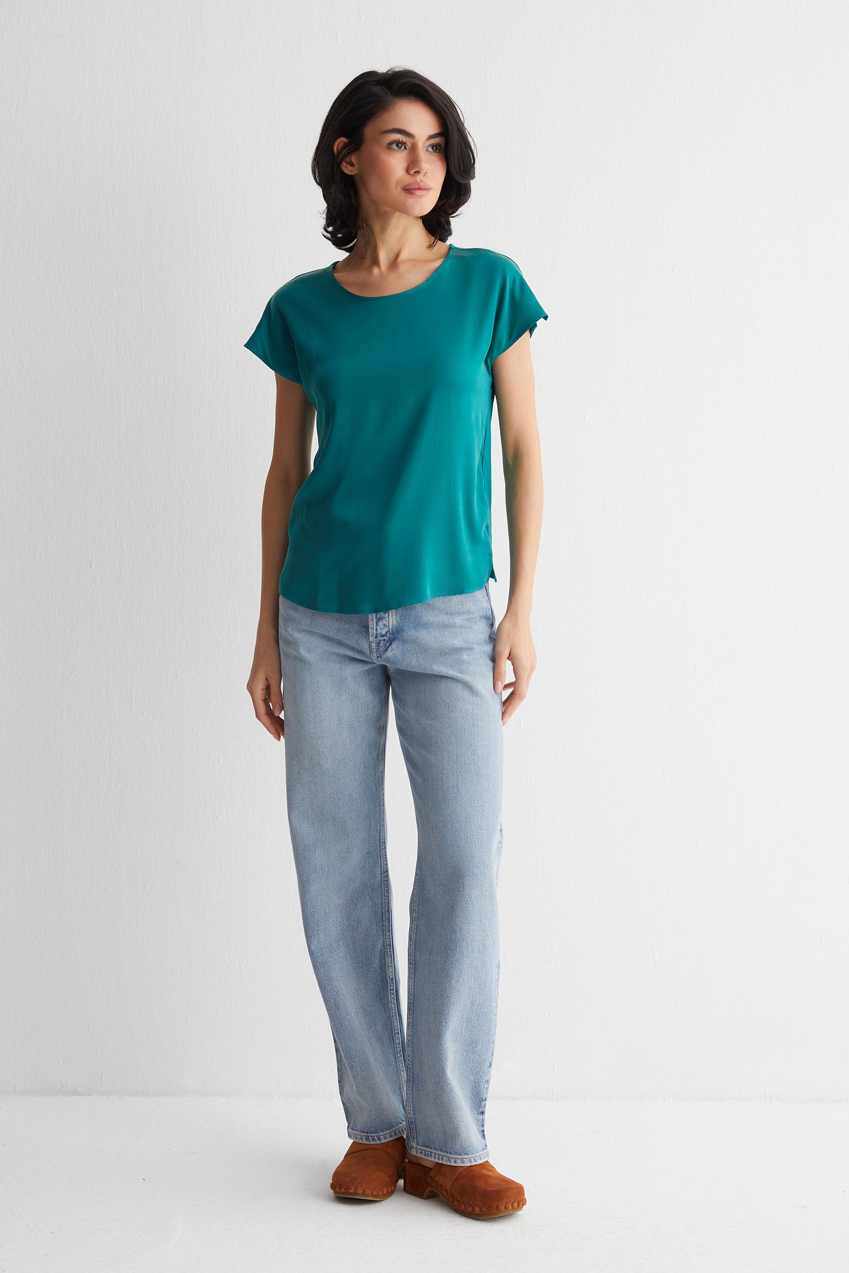 Yeşil Monica Yuvarlak Yaka Kısa Kollu Buz