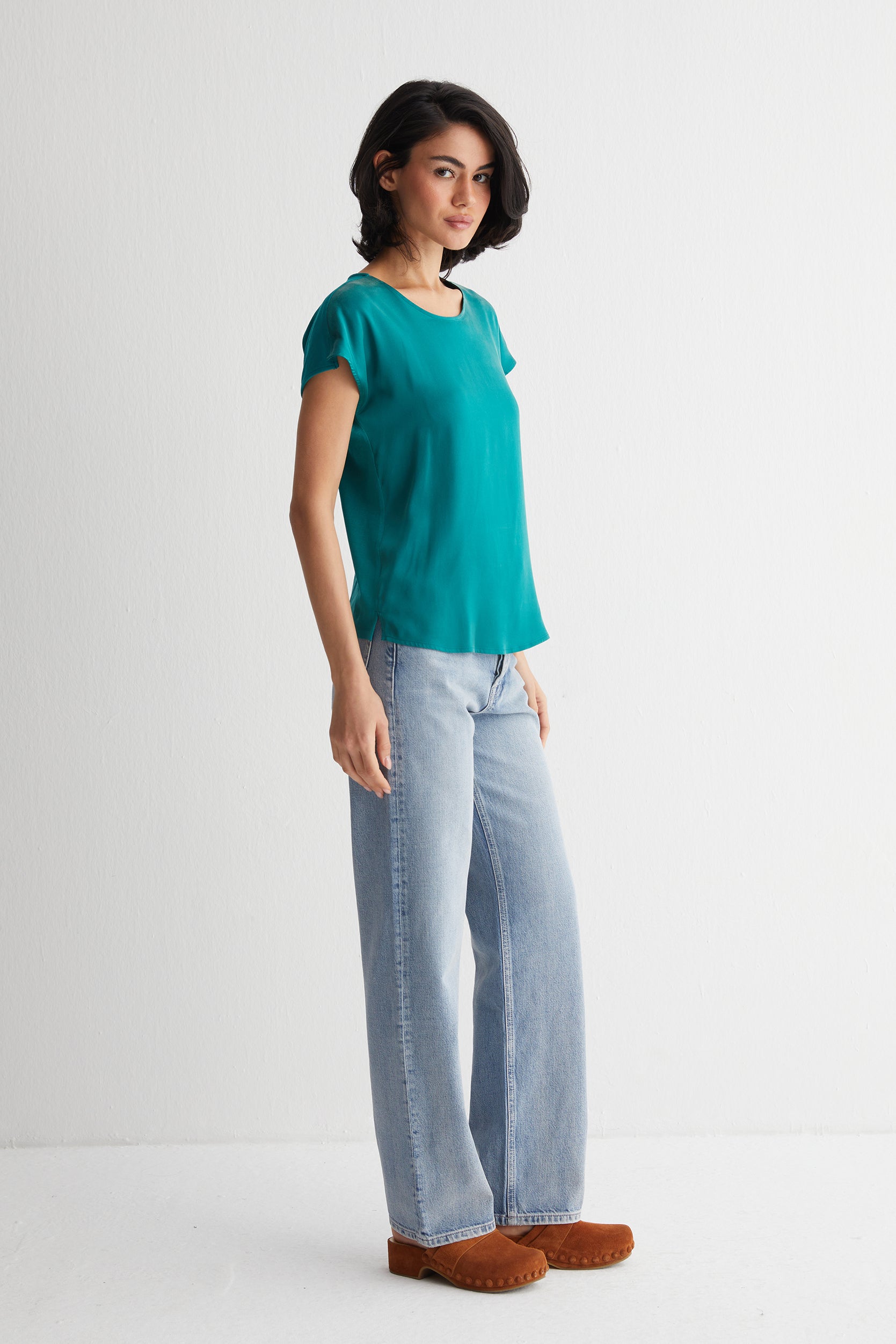 Yeşil Monica Yuvarlak Yaka Kısa Kollu Buz