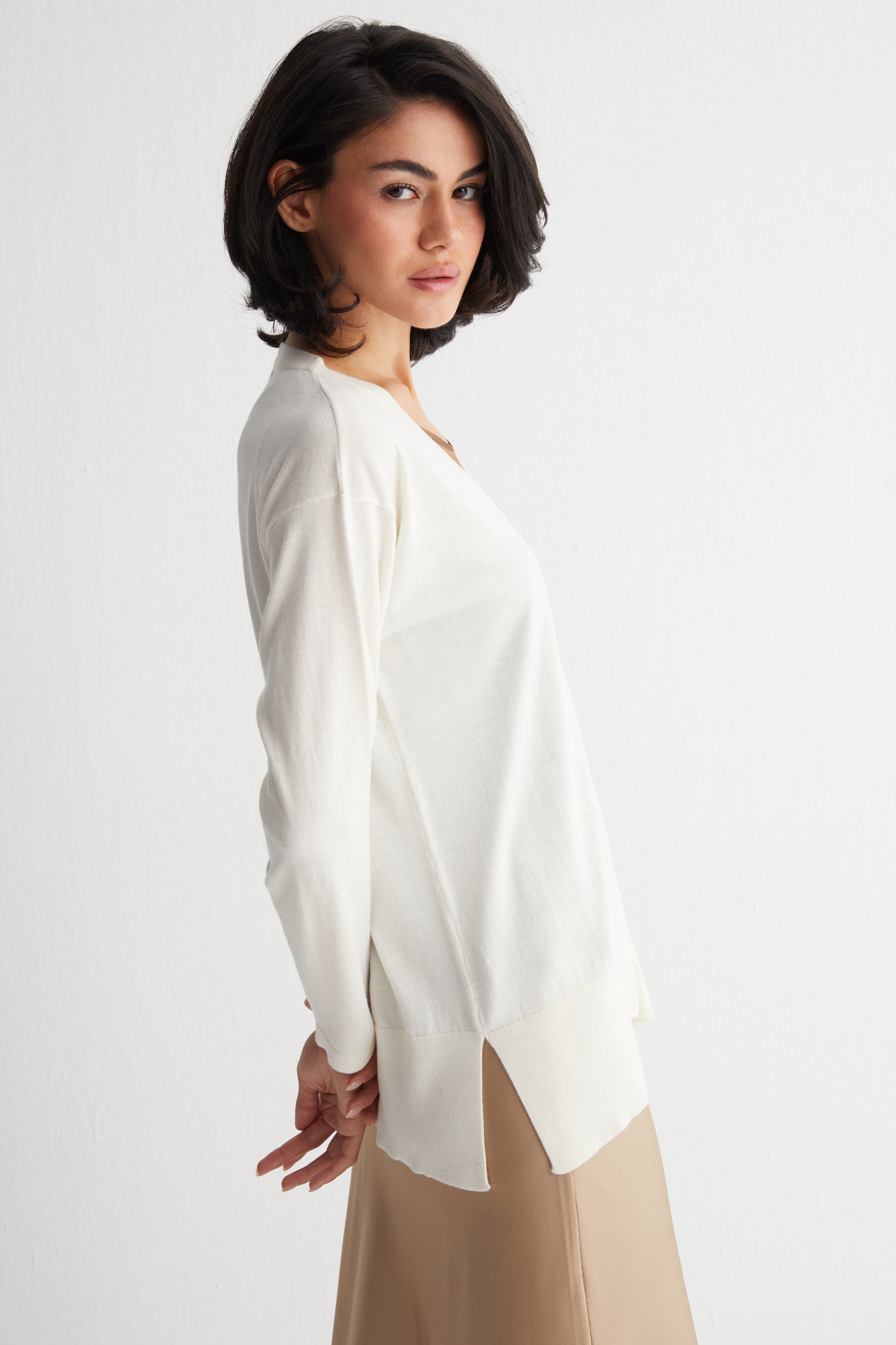 Ekru Zoe İpek Kaşmir V Yaka Hırka