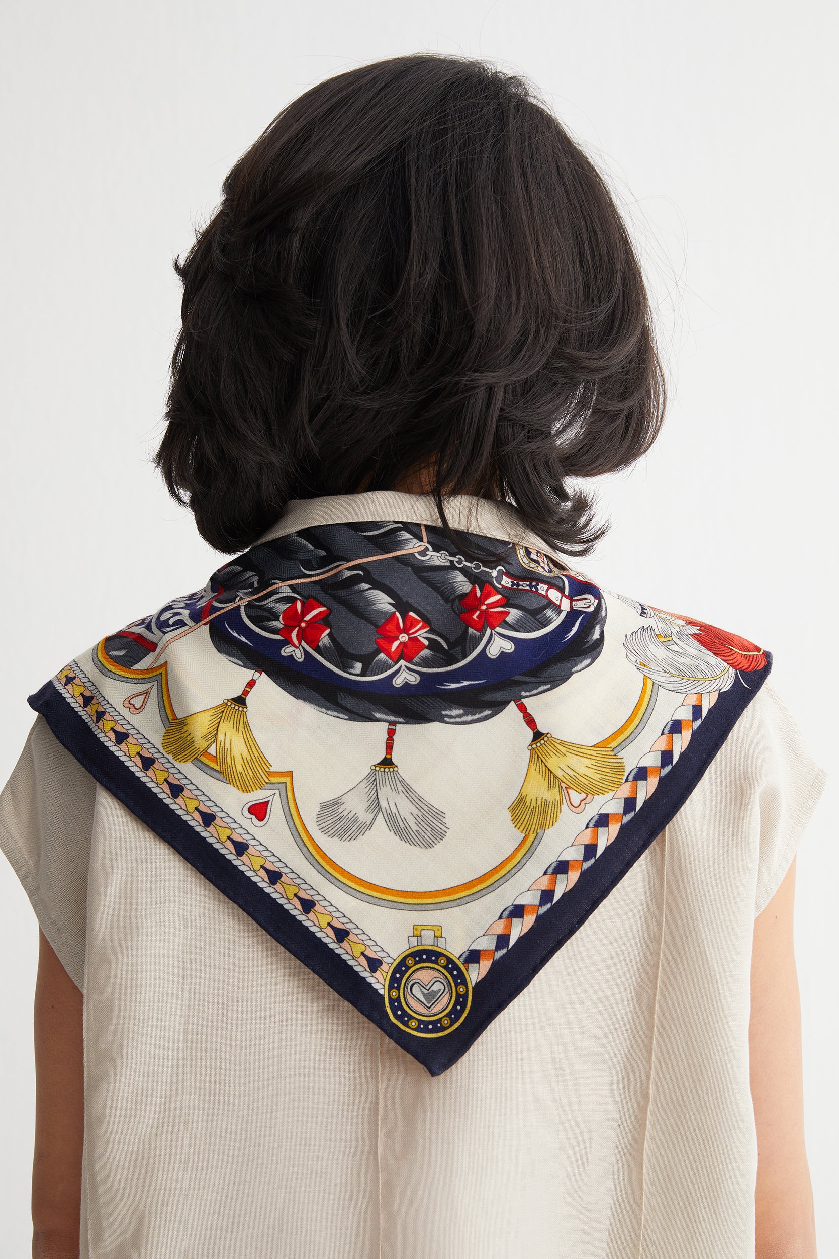 Bej Cassandra Kolsuz Gömlek