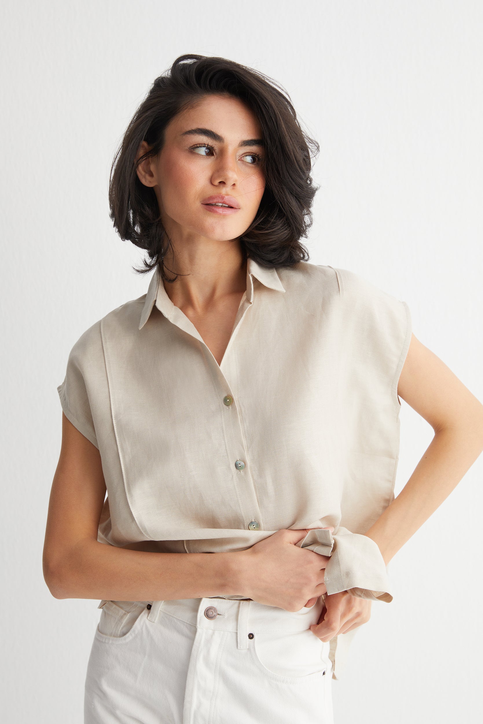 Bej Cassandra Kolsuz Gömlek