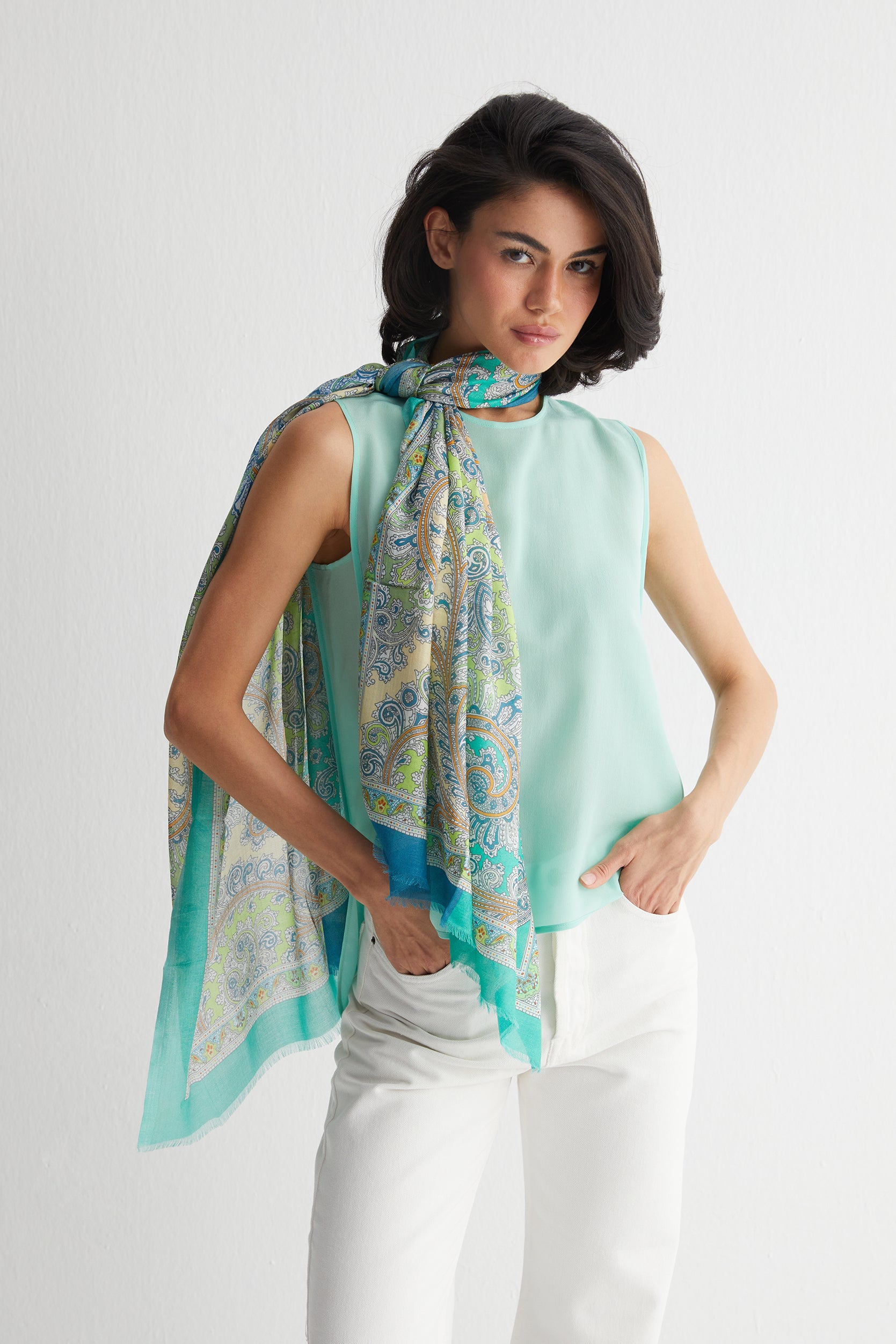 Mint Toscana İpek Yuvarlak Yaka Rahat Kesim Bluz