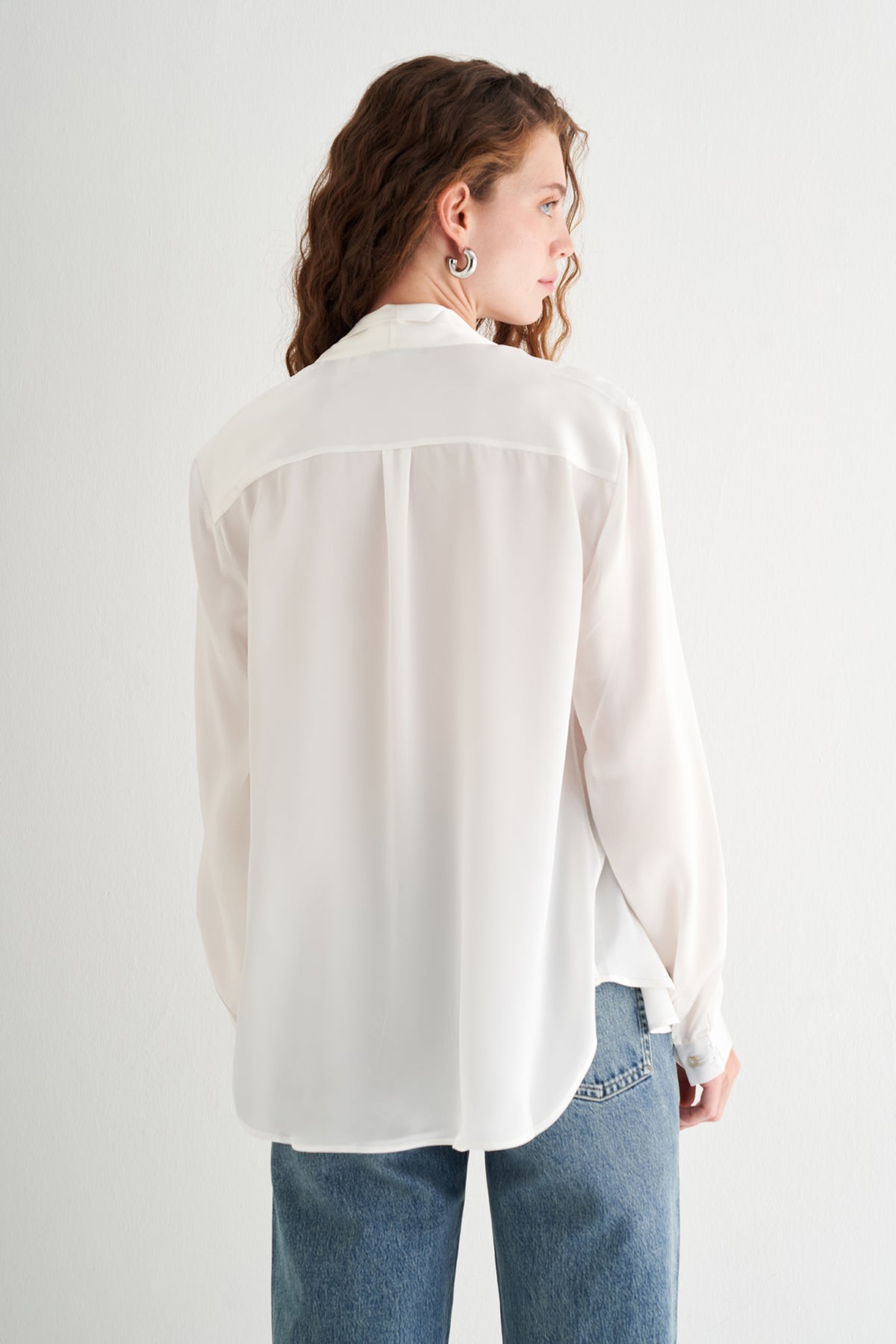 Beyaz Nature İpek Hırka