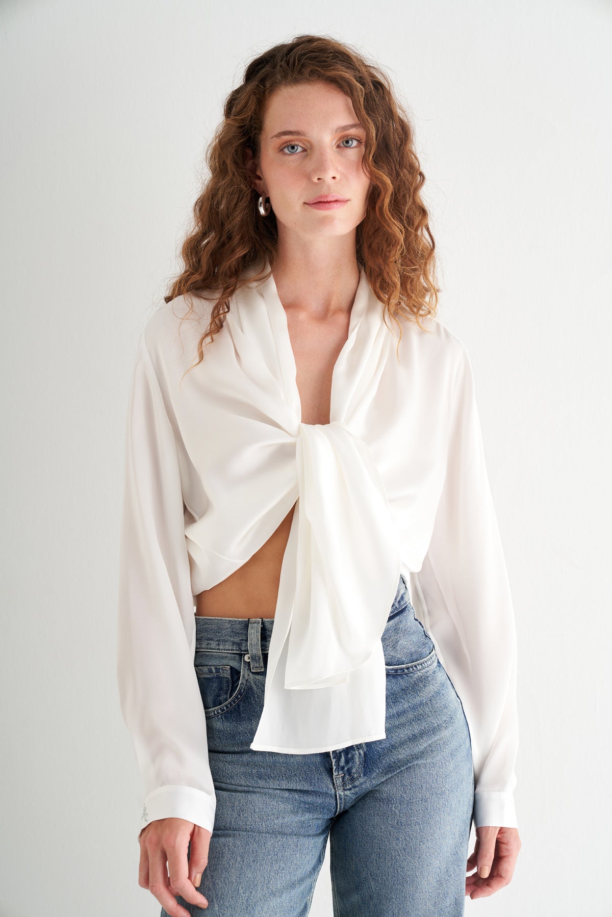 Beyaz Nature İpek Hırka