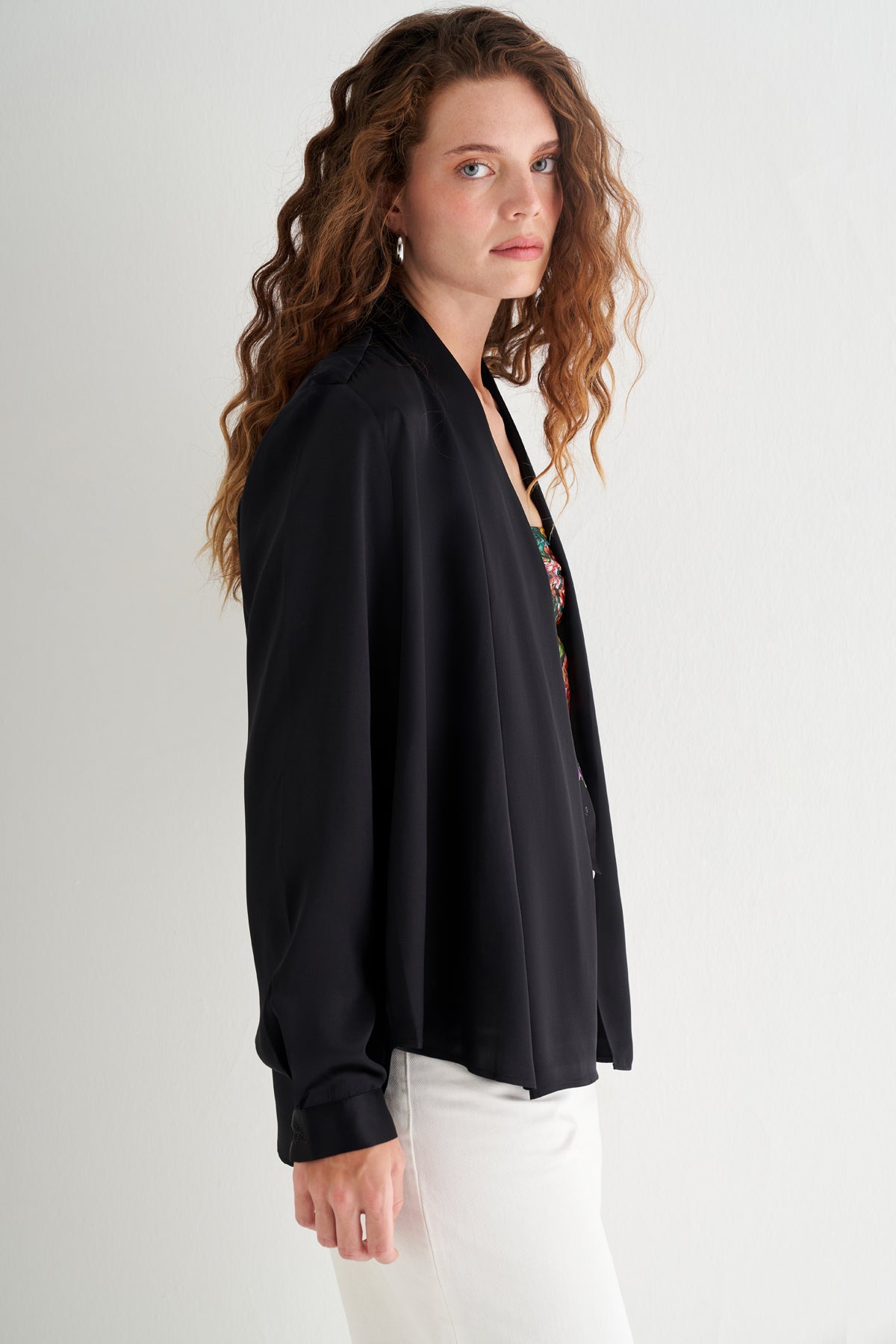 Siyah Nature İpek Hırka