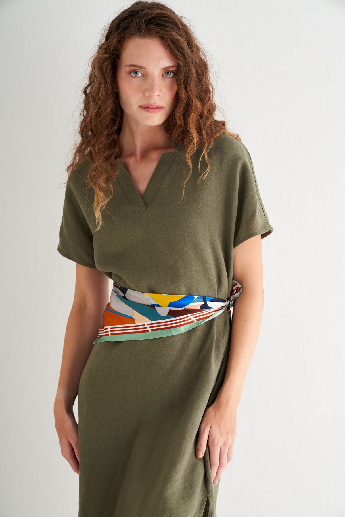 Saks Mavi Siyah Laila Saf İpek Kare Eşarp 50x50 cm