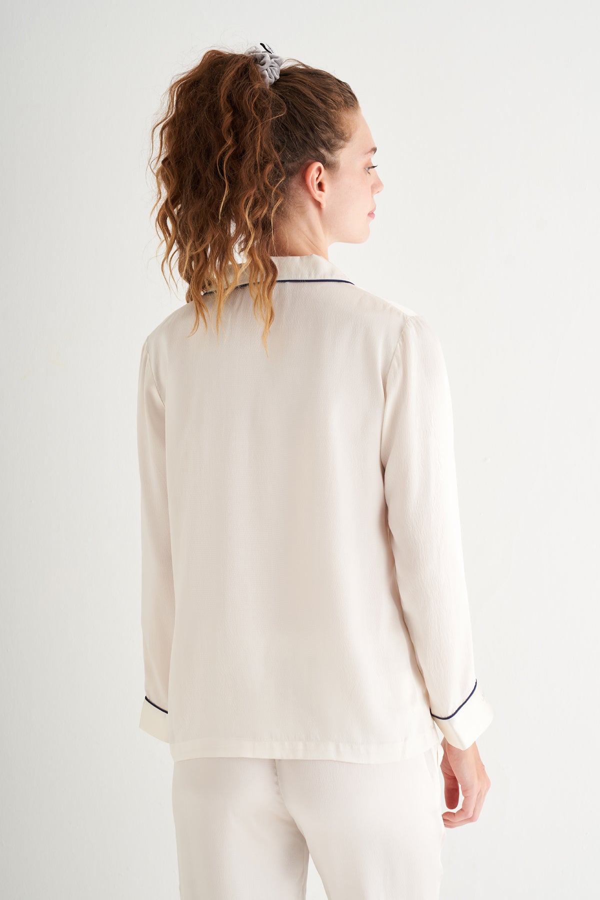 Beyaz Mindy Saf İpek Pijama Seti