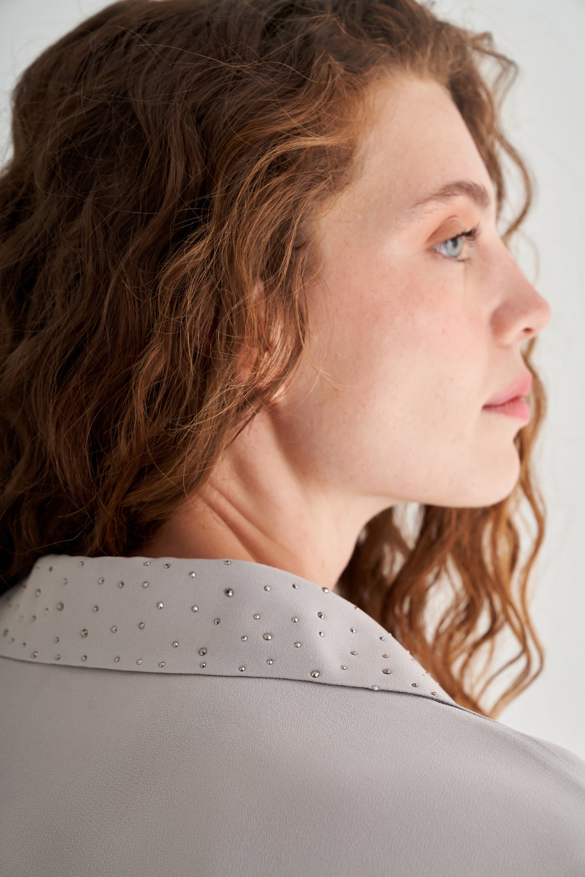 Gri Astrid Saf İpek Gömlek