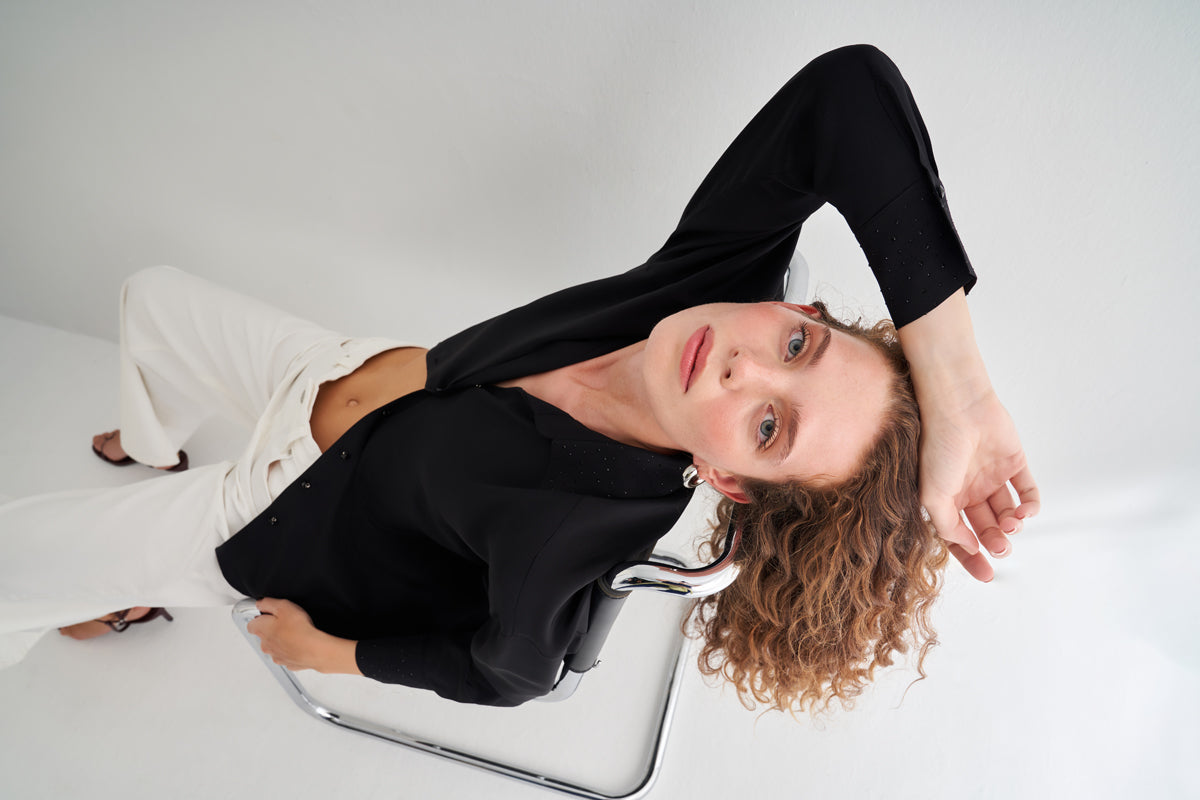 Siyah Astrid Saf İpek Gömlek