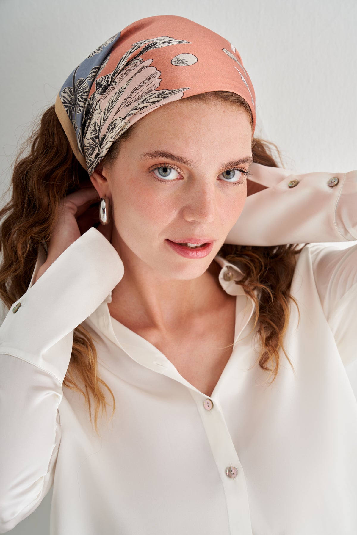 Pembe Mavi Laila Saf İpek Kare Eşarp 50x50 cm