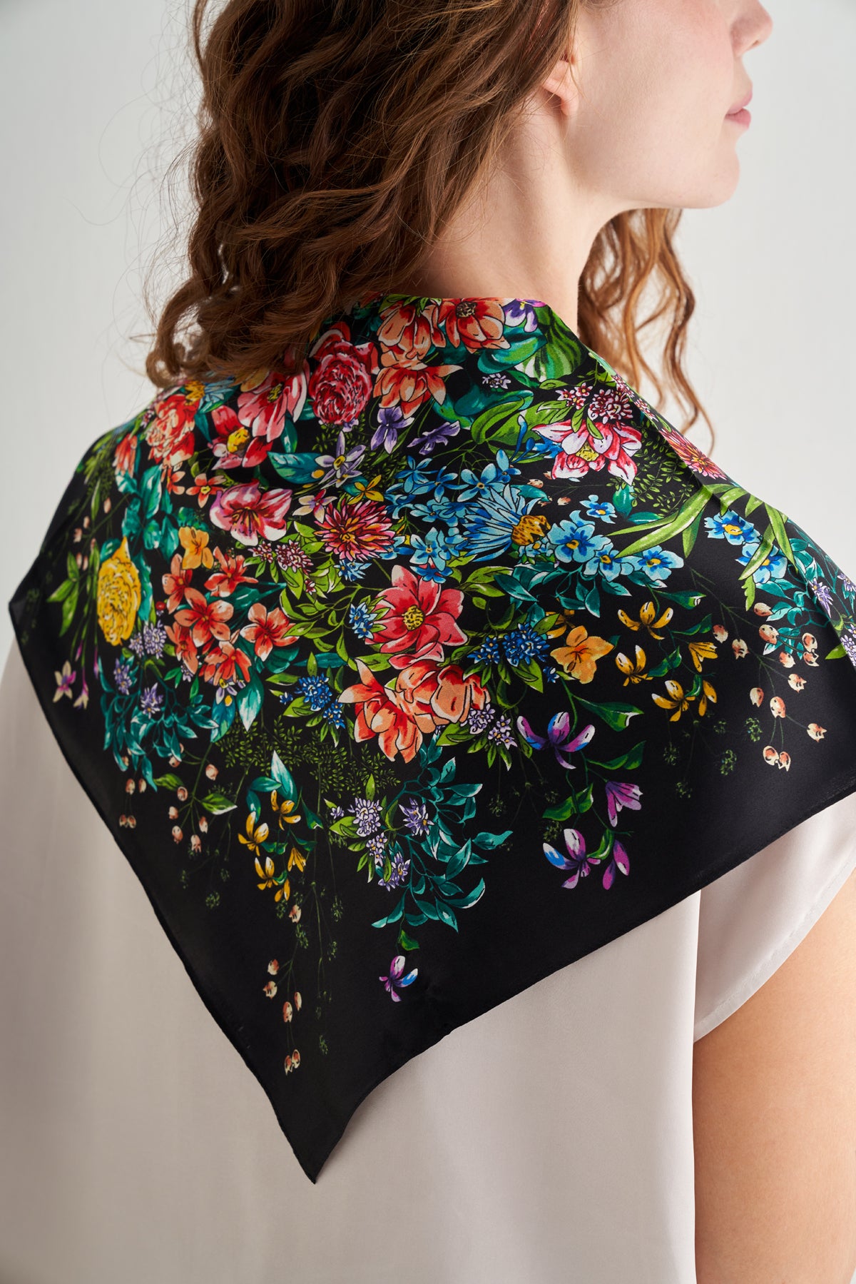 Siyah Lena Saf İpek Eşarp 70x70 cm