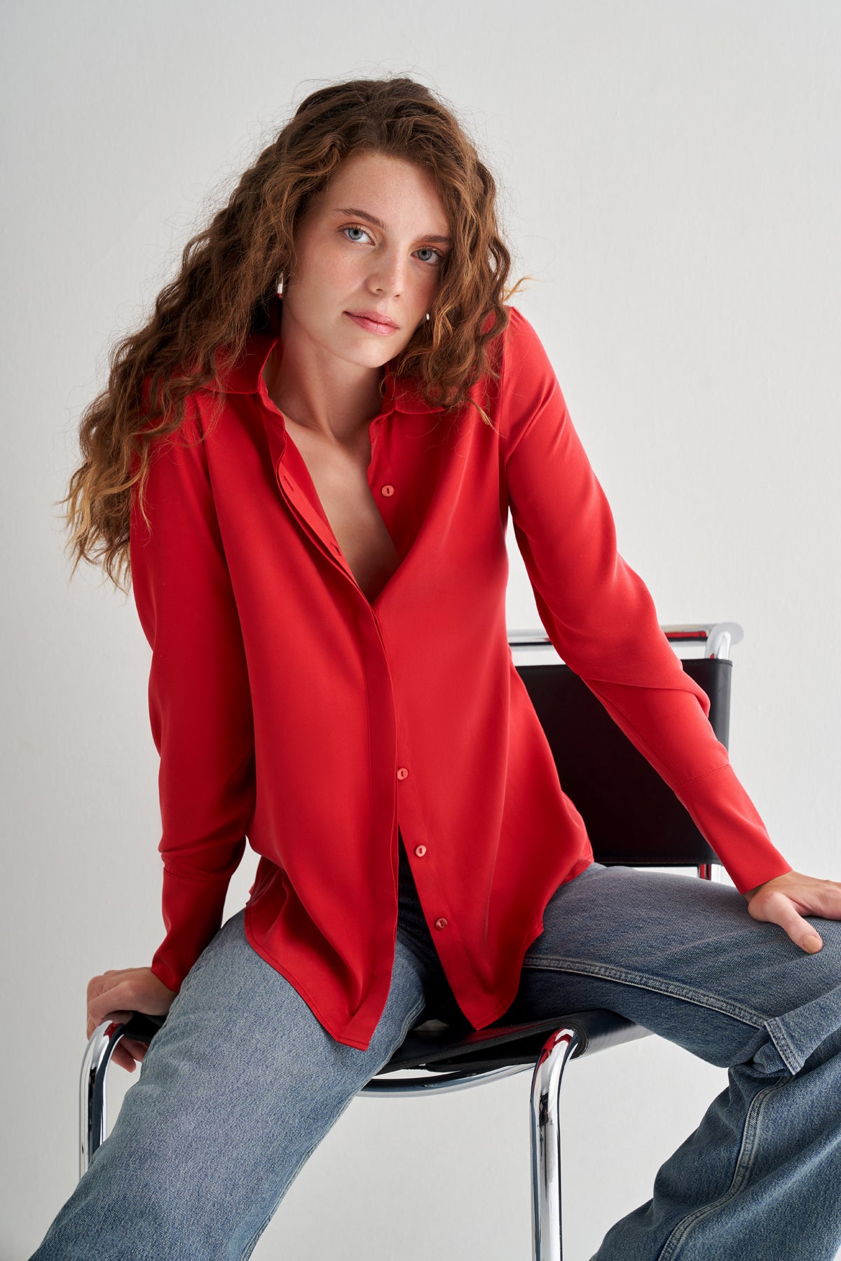 Kırmızı Saf İpek Audrey Uzun Kollu Gömlek