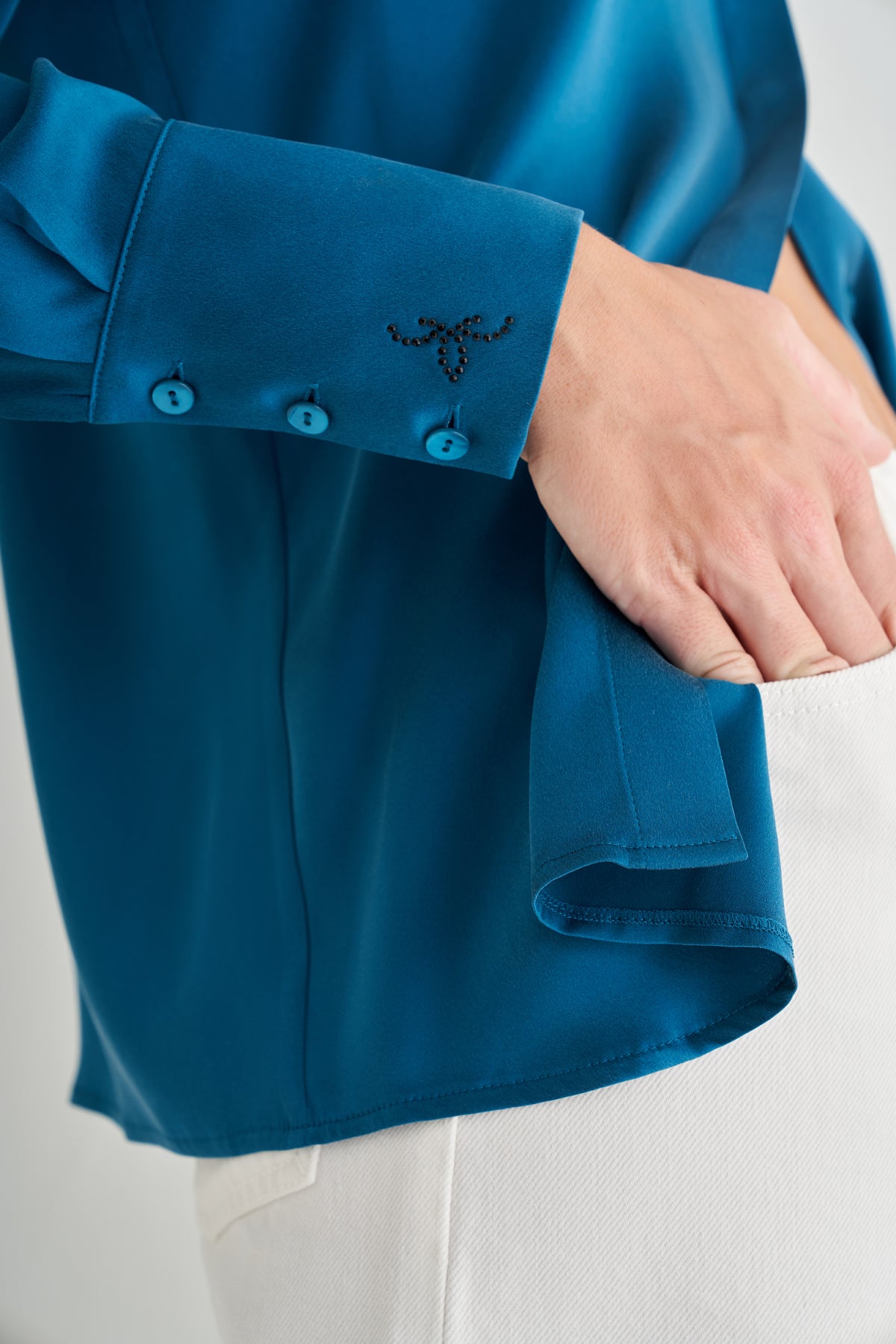 Tavuskuşu Saf İpek Audrey Uzun Kollu Gömlek