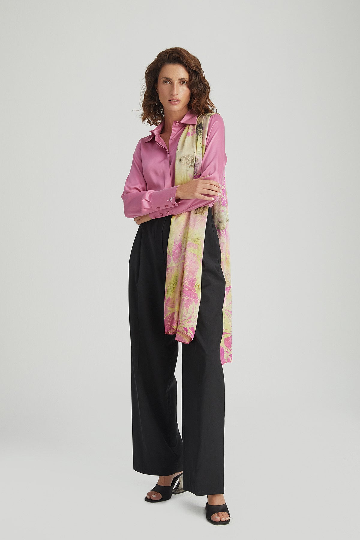 Toz pembe Saf İpek Audrey Uzun Kollu Gömlek