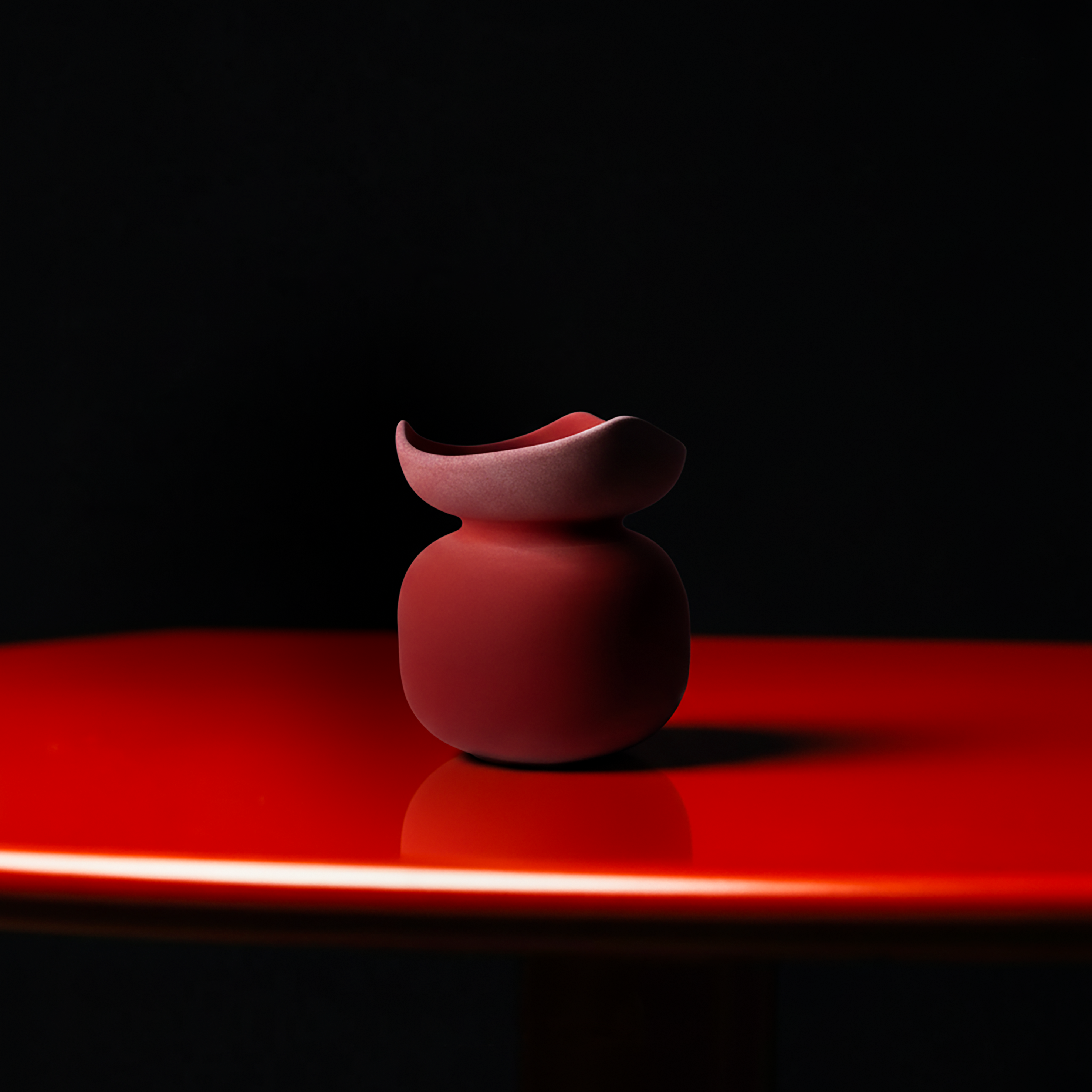 Kırmızı Waveform Mat Vazo